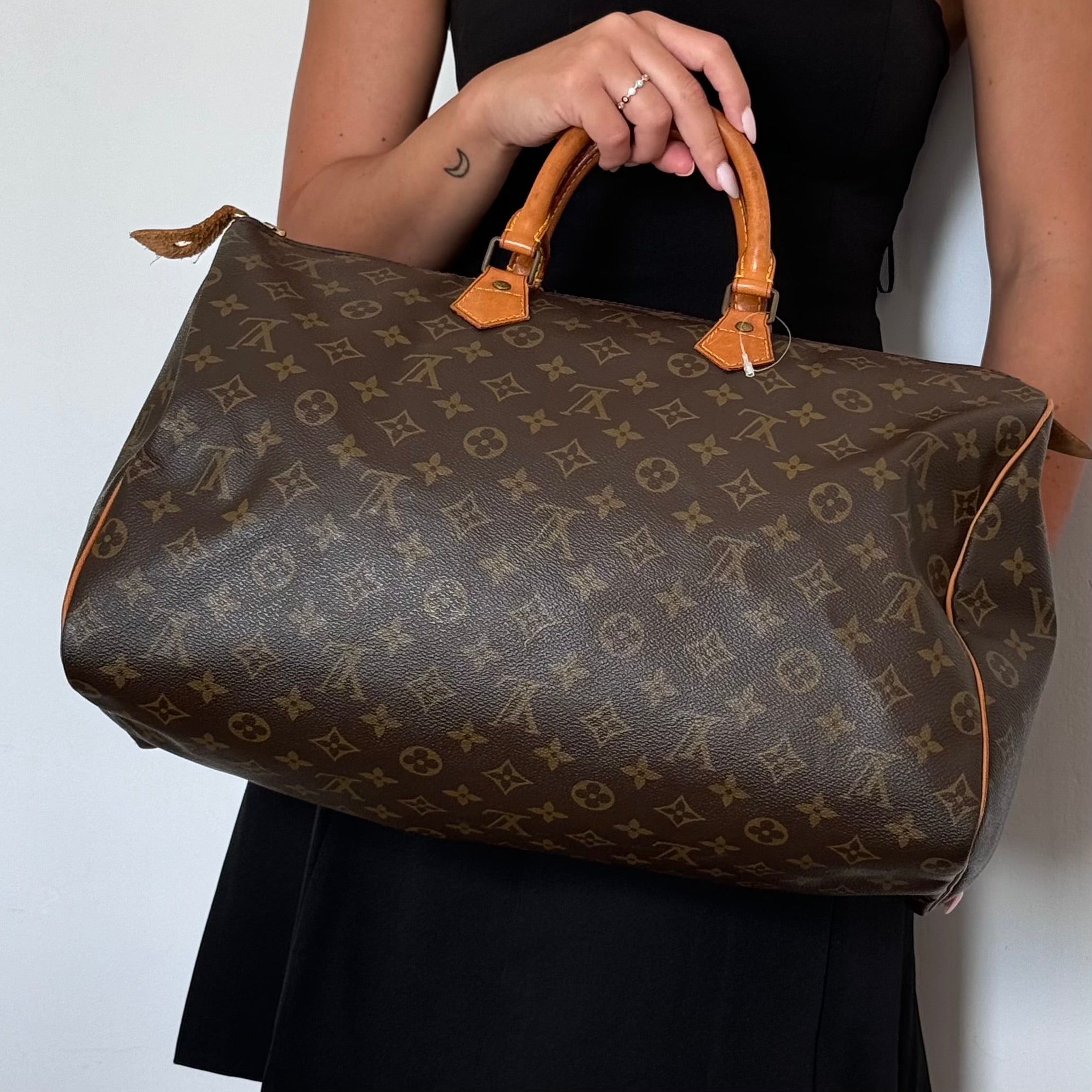 Louis Vuitton Speedy 40