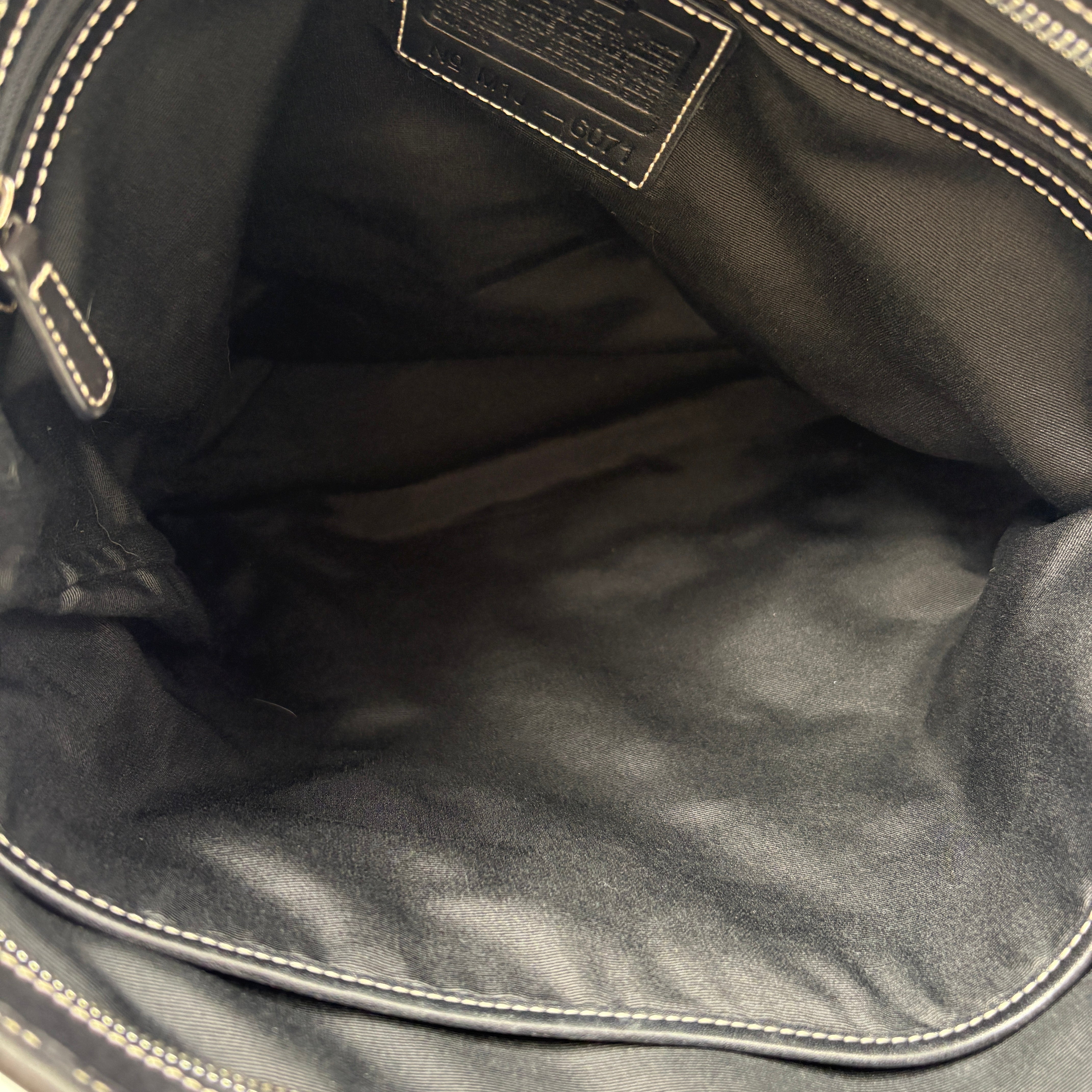 Coach Signature Tote bag
