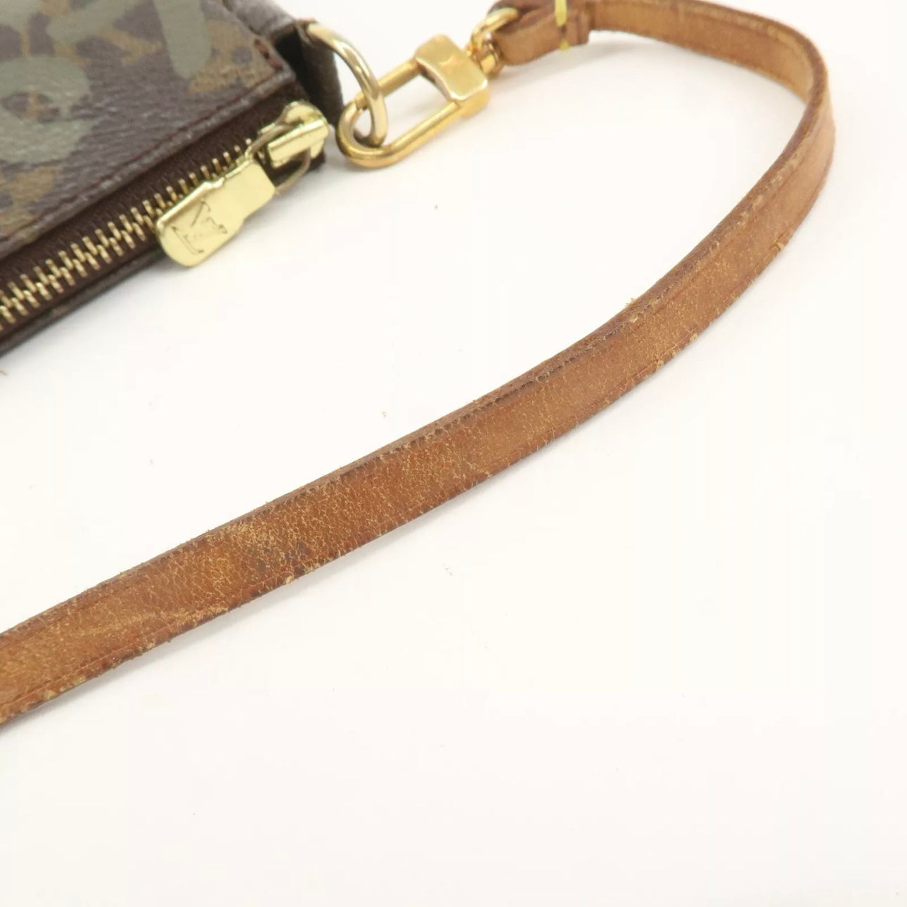 Louis Vuitton Graffiti Pochette Accessoires