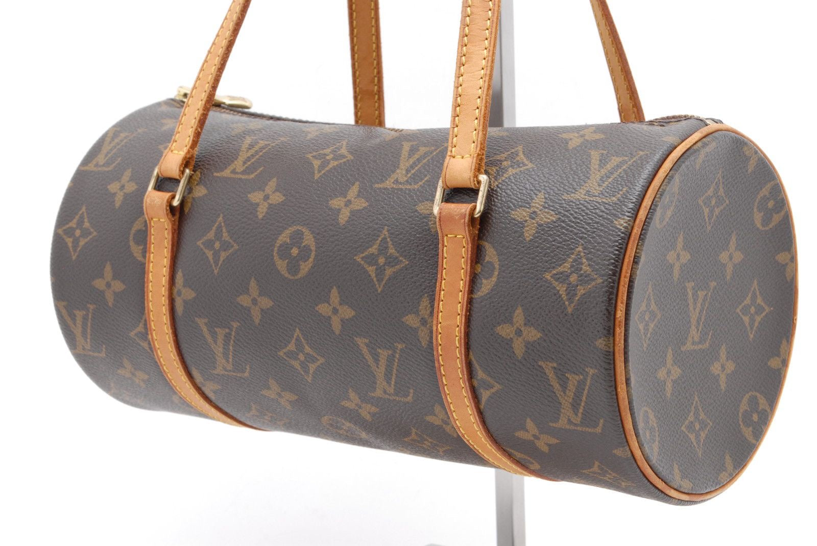 Louis Vuitton Papillon 26