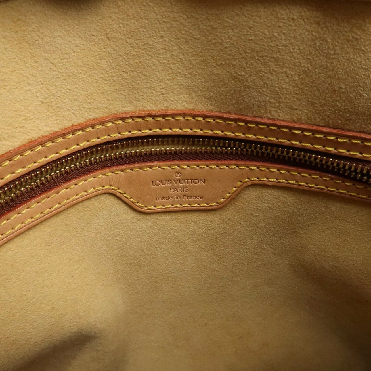Louis Vuitton Looping GM