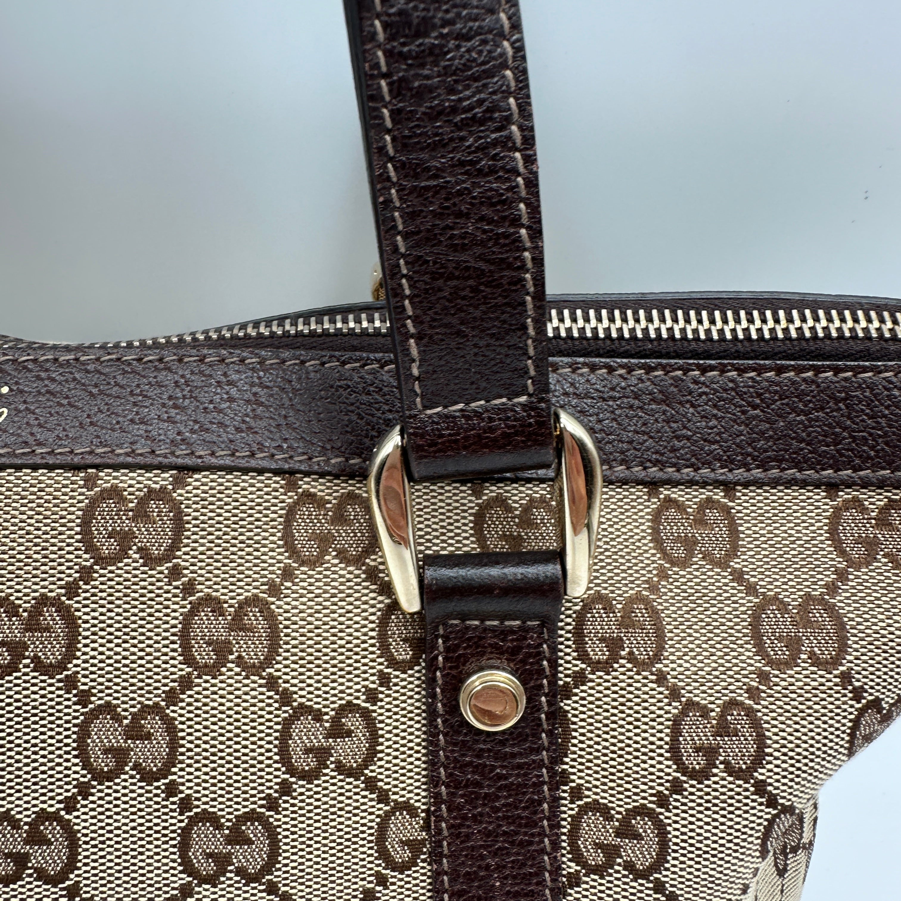 Abbey Tote bag