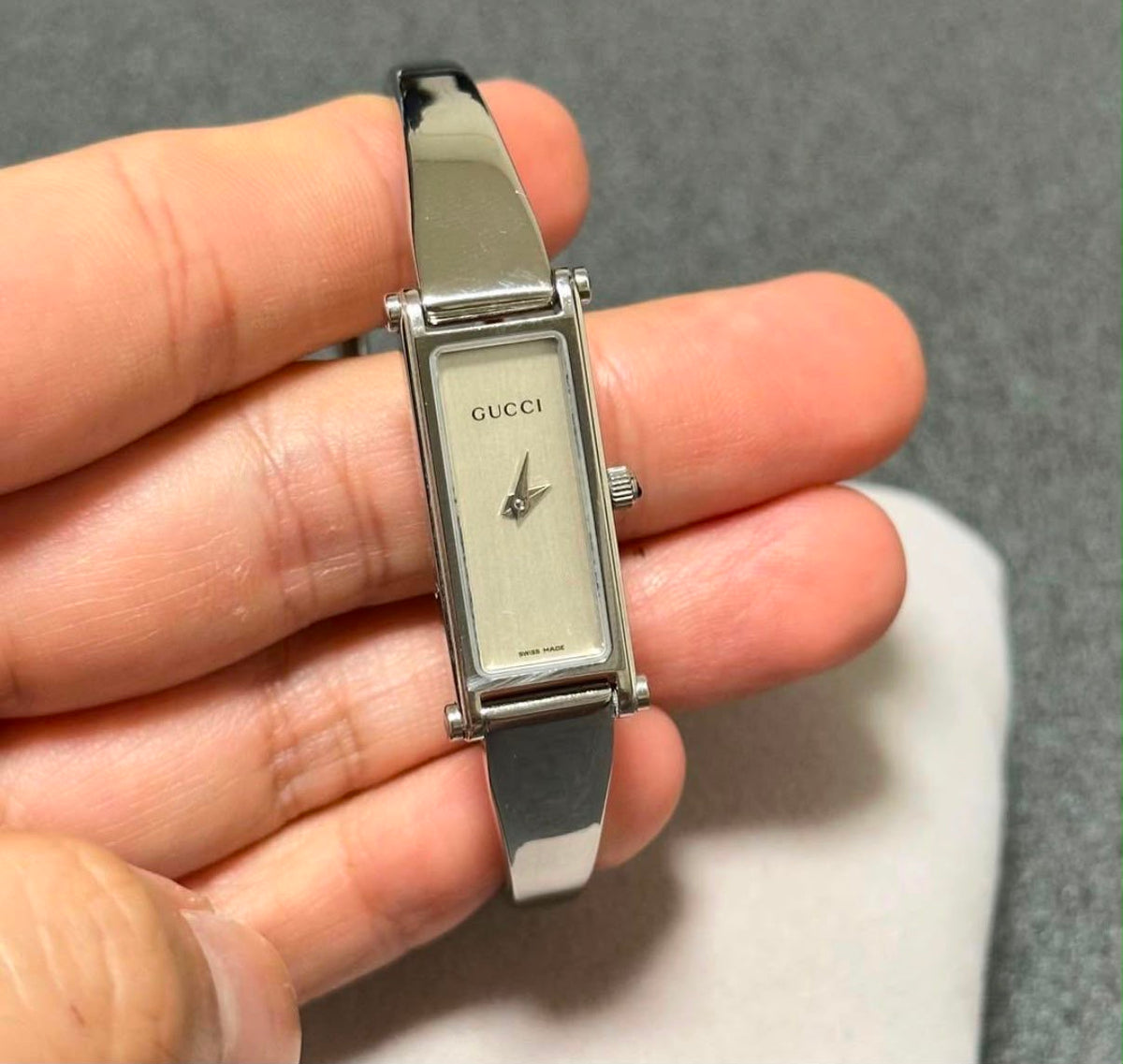 Gucci 1500L Wristwatch - Silver, Stainless Steel