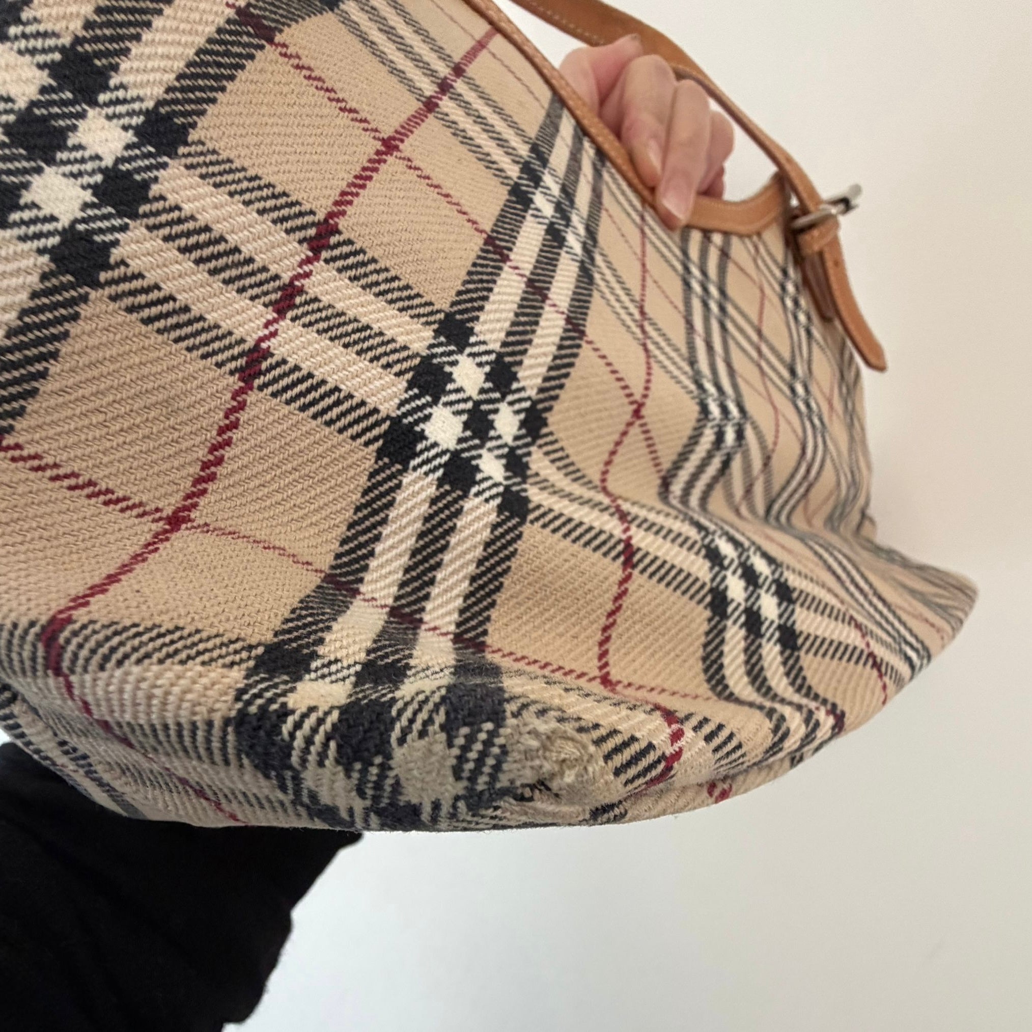 Burberry Plaid Nove shoulder bag