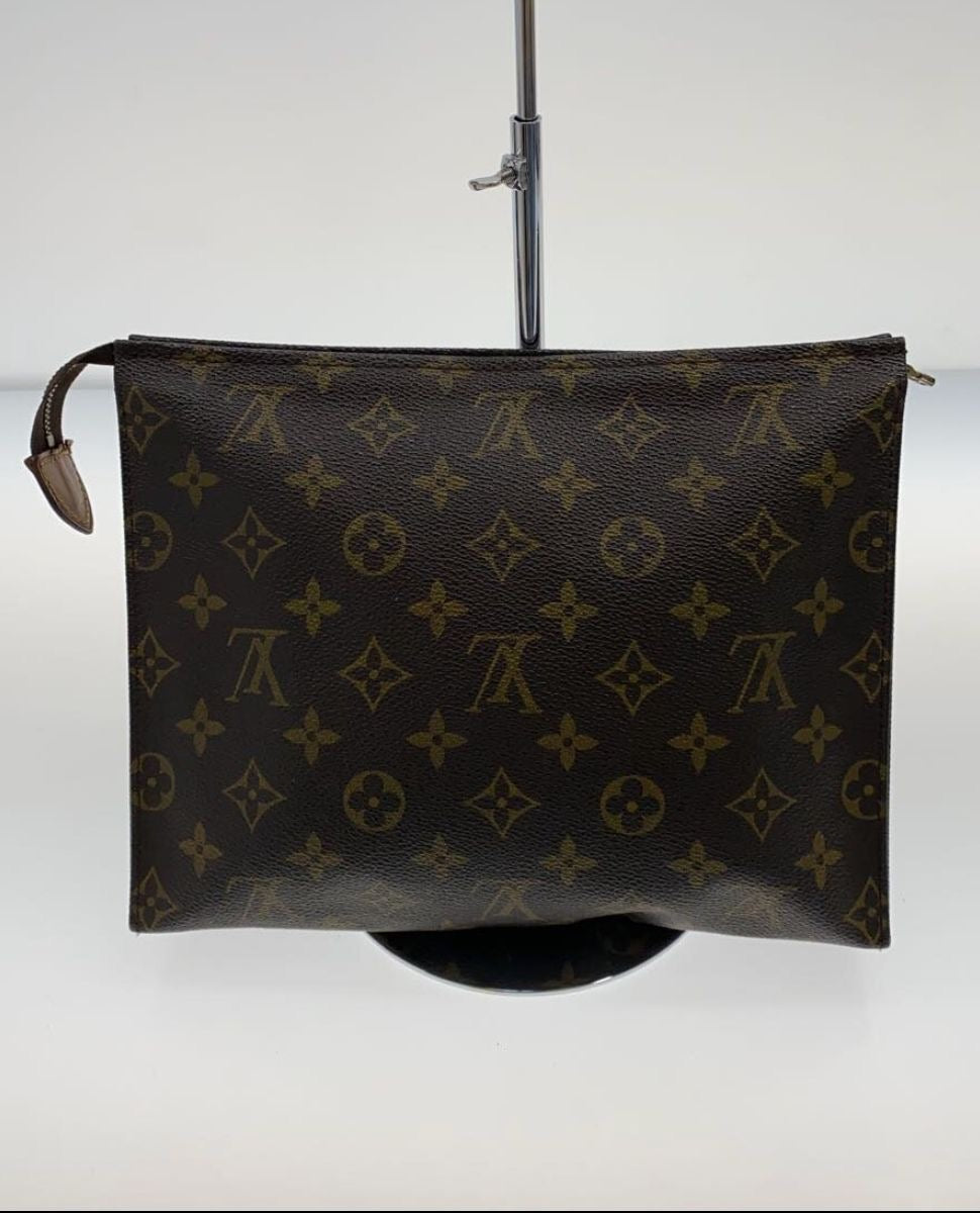 Louis Vuitton Cosmetics Clutch 26