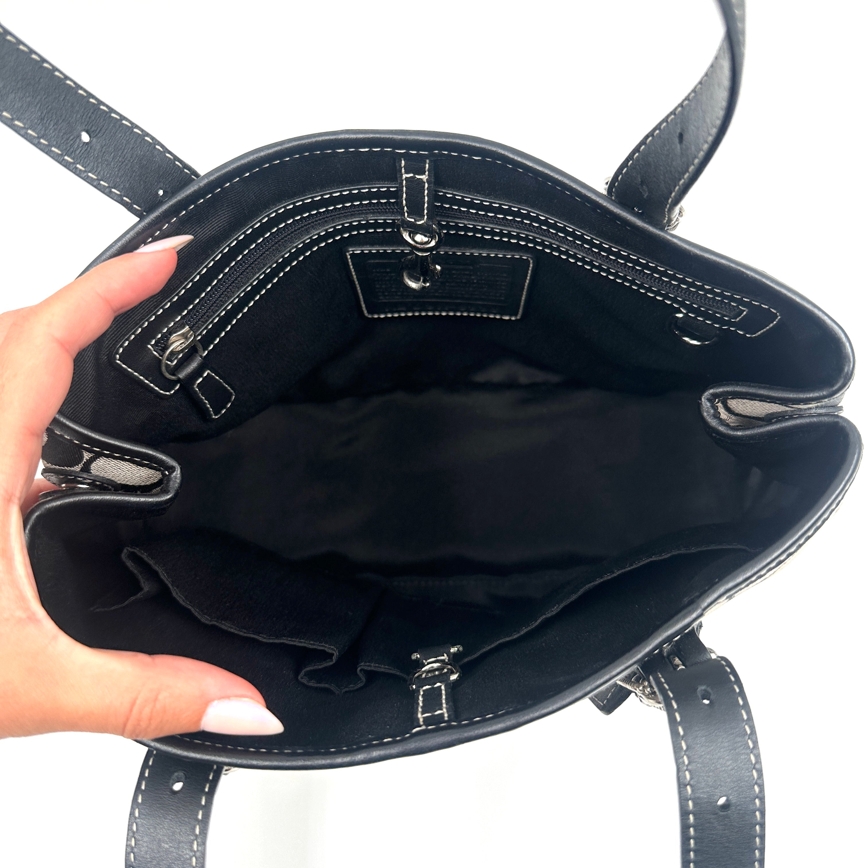 Signature Handbag Black Canvas/Leather