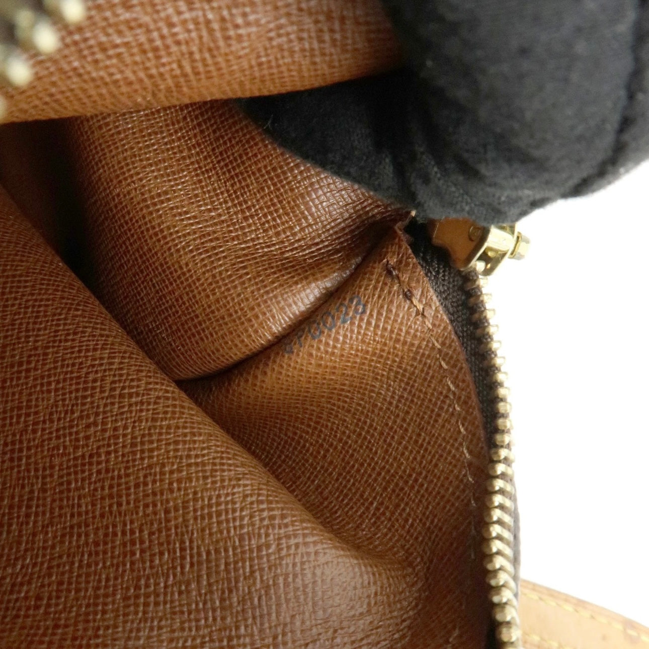 Louis Vuitton Monogram Papillon 26 Handbag
