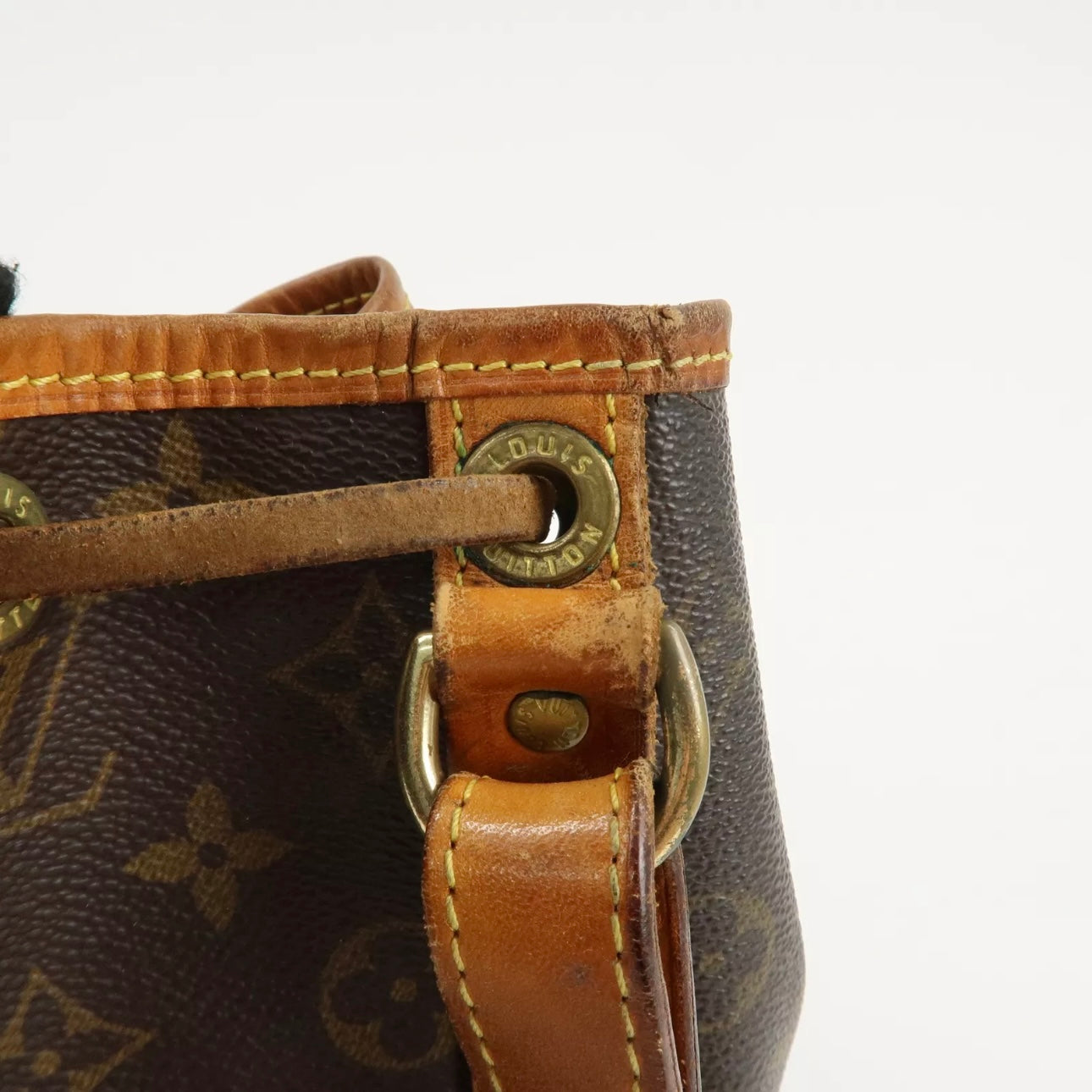 Louis Vuitton Petit Noe bucket Bag