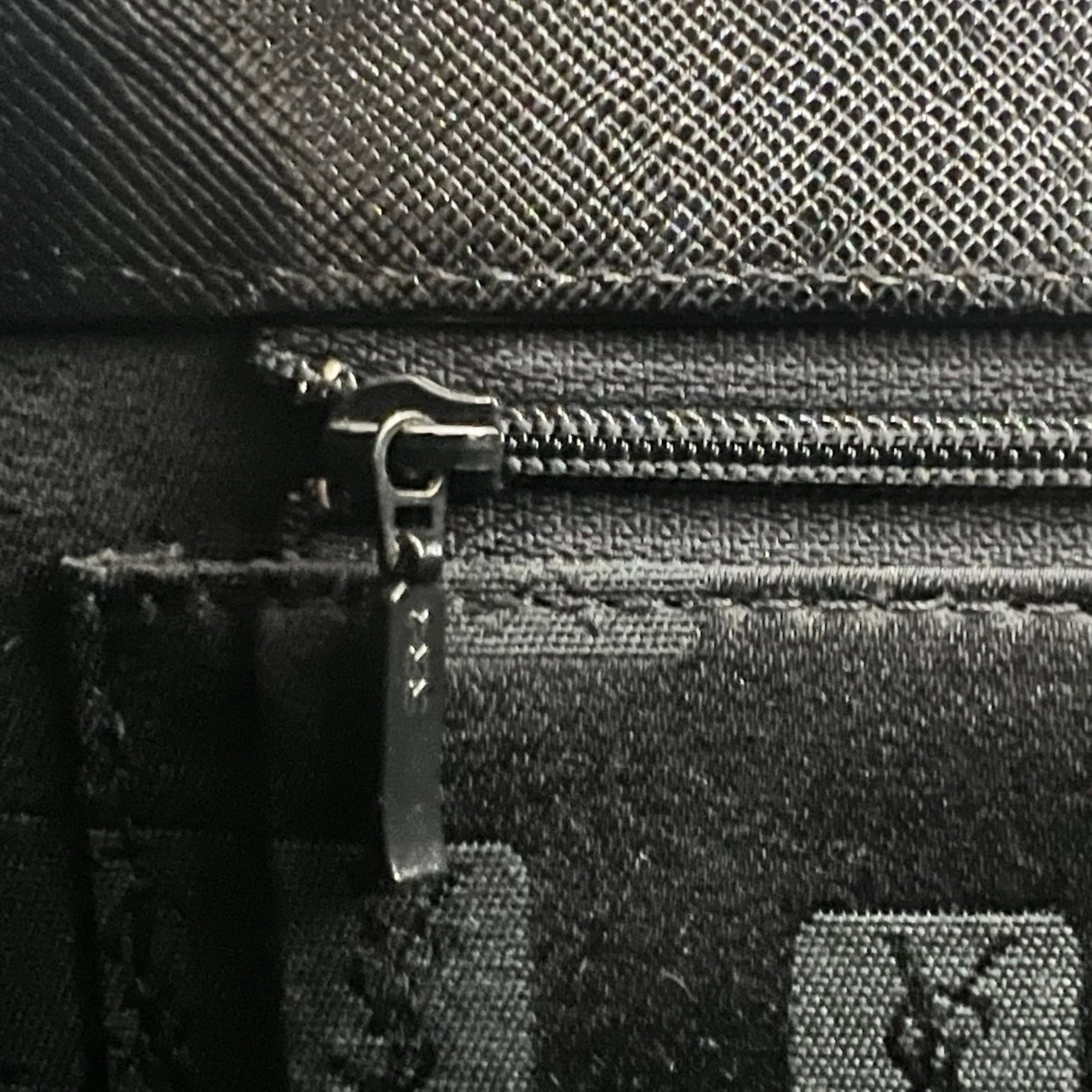 Yves Saint Laurent Hand bag Leather Vintage Black Authentic