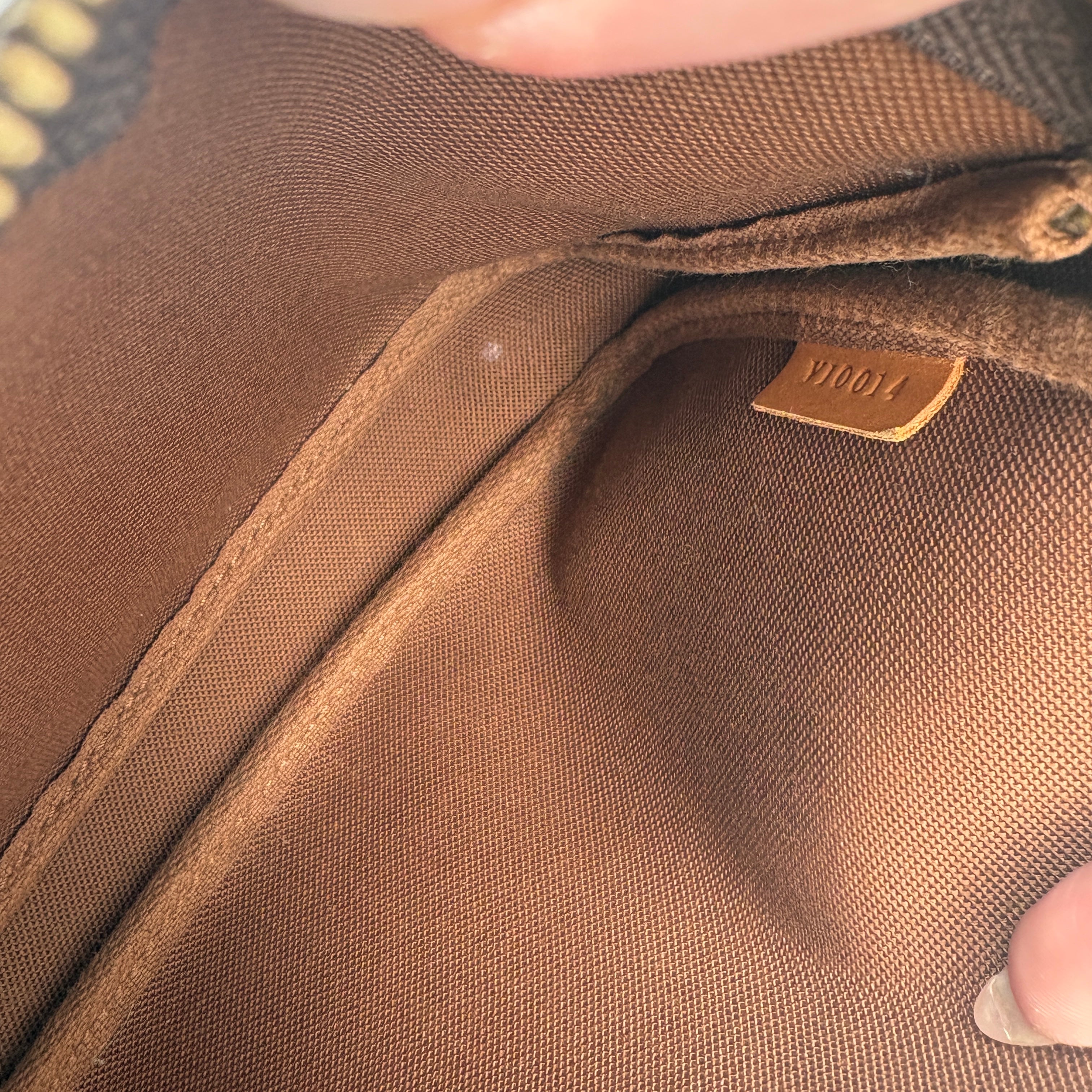 Louis Vuitton Pochette accessoires