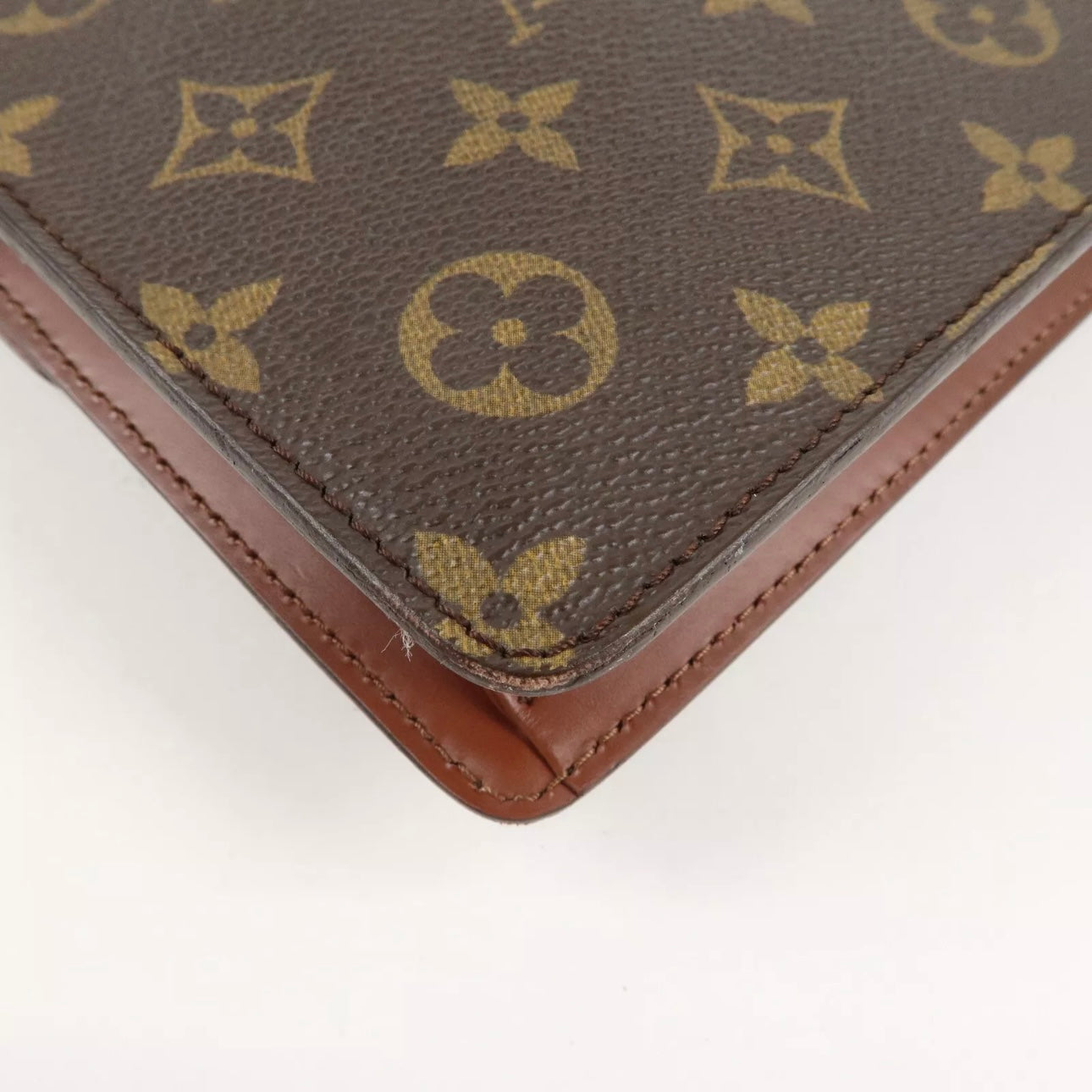 Chaillot Clutch Bag