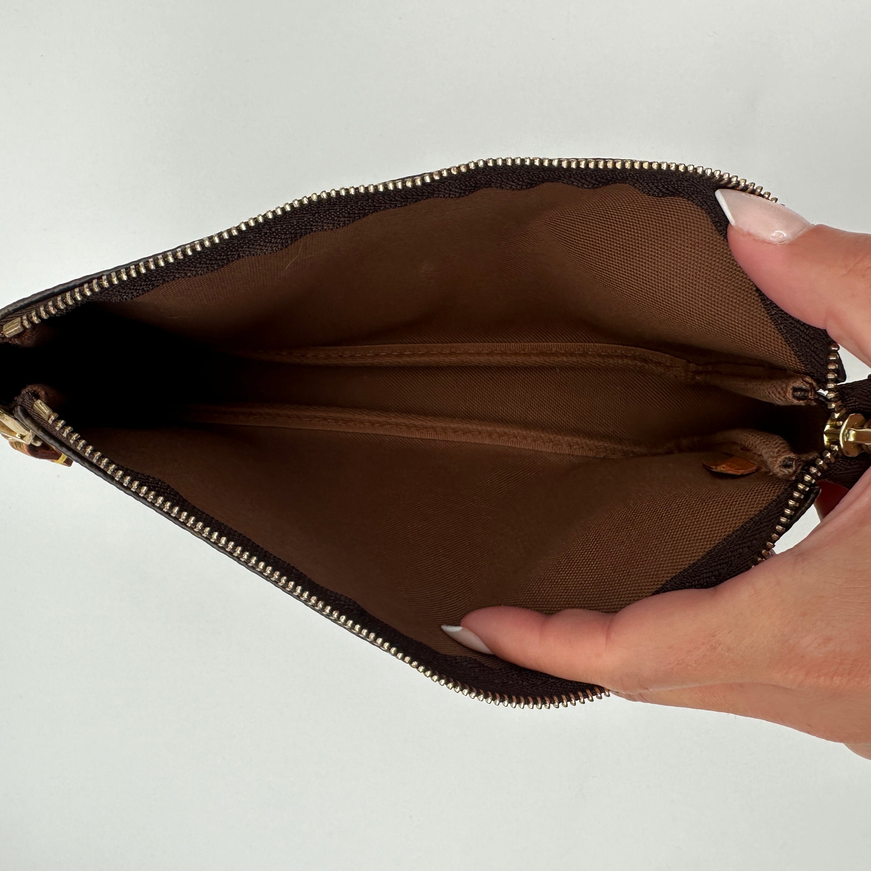 Pochette accessories