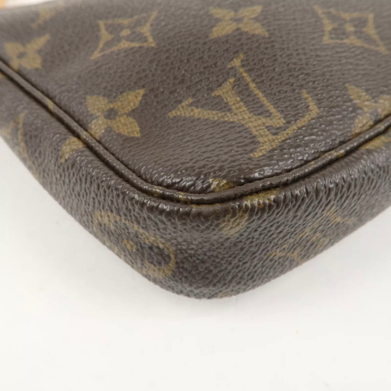 Pochette Accessoires Hand Bag