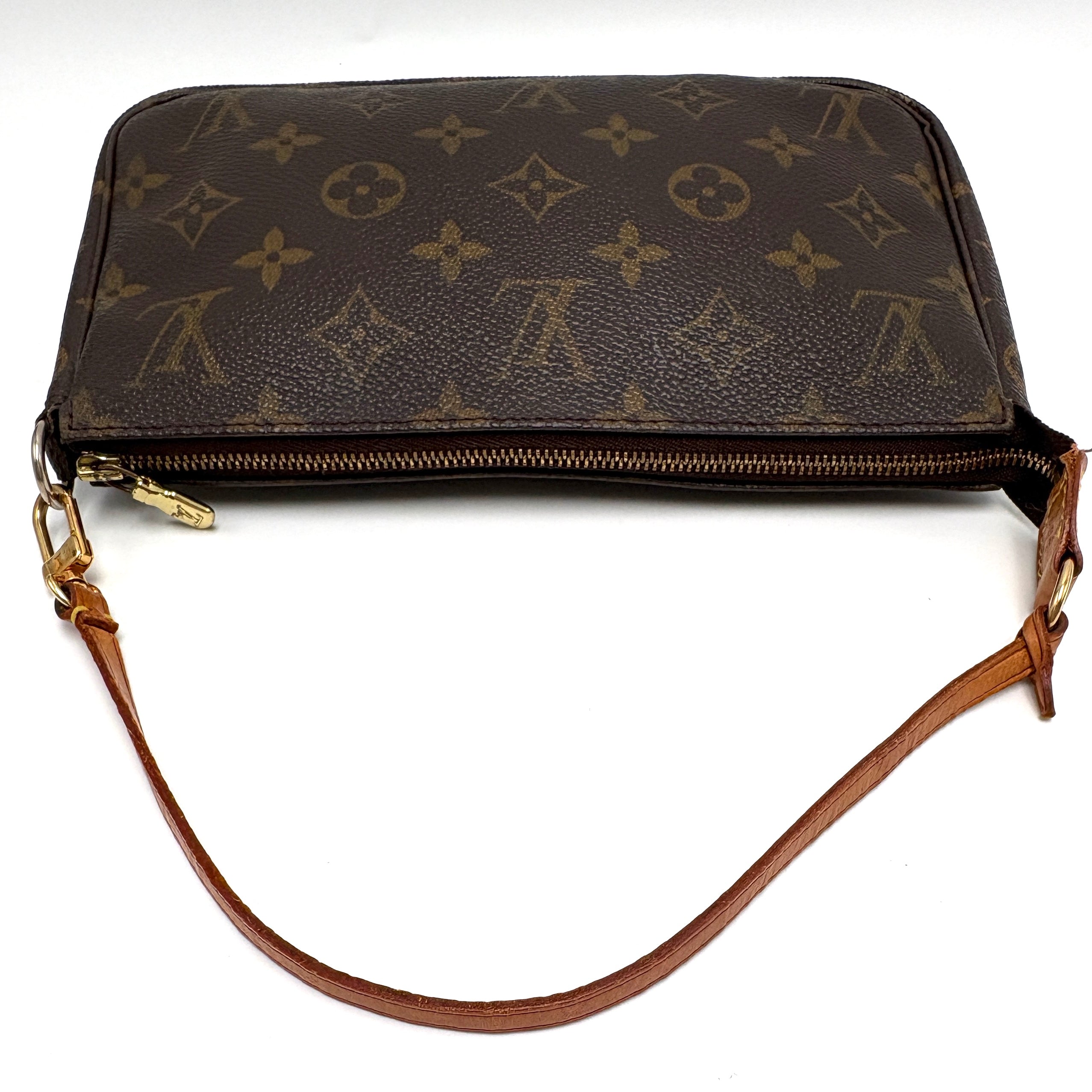 Louis Vuitton Pochette accessories
