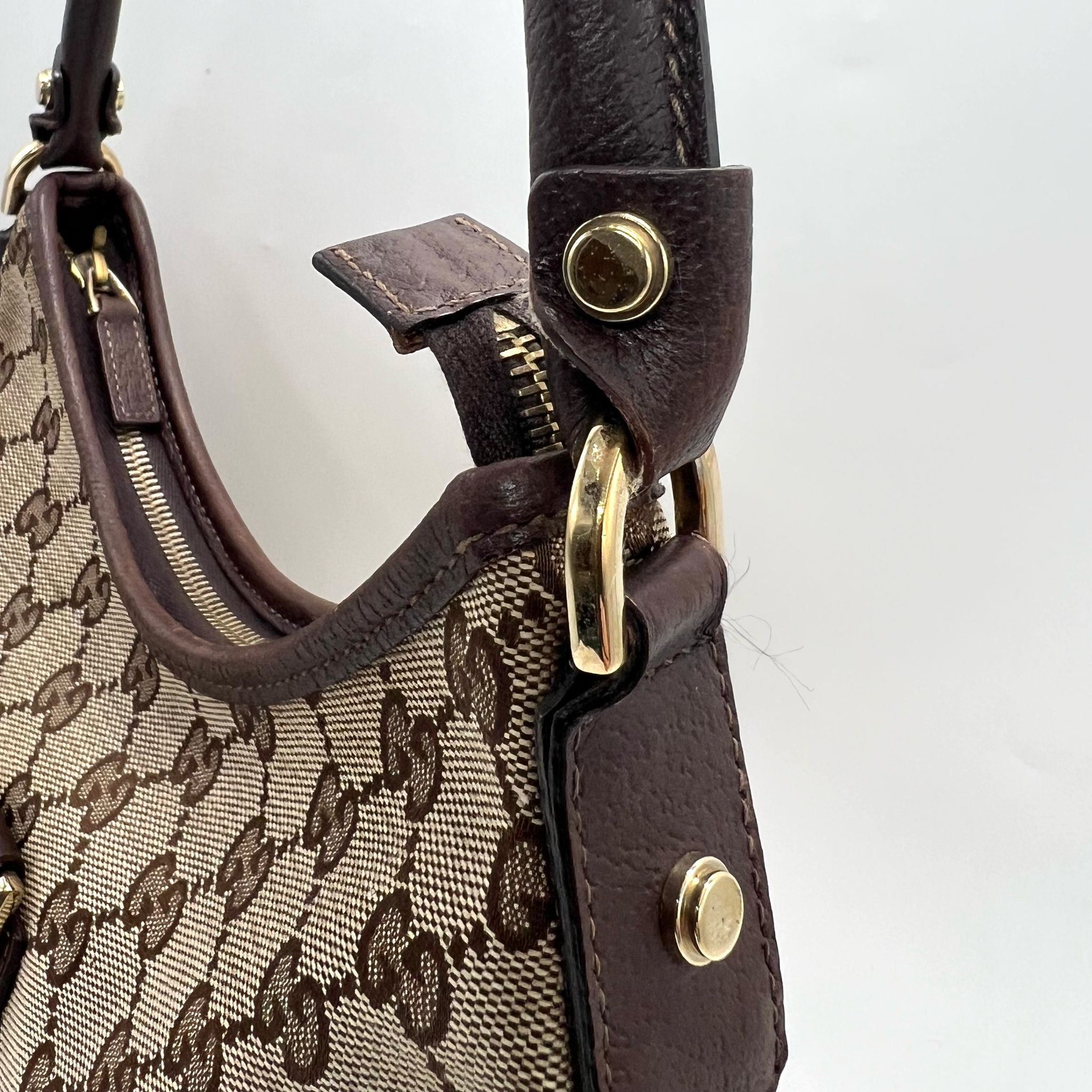 GUCCI ABBEY GG CANVAS LEATHER SHOULDER BAG