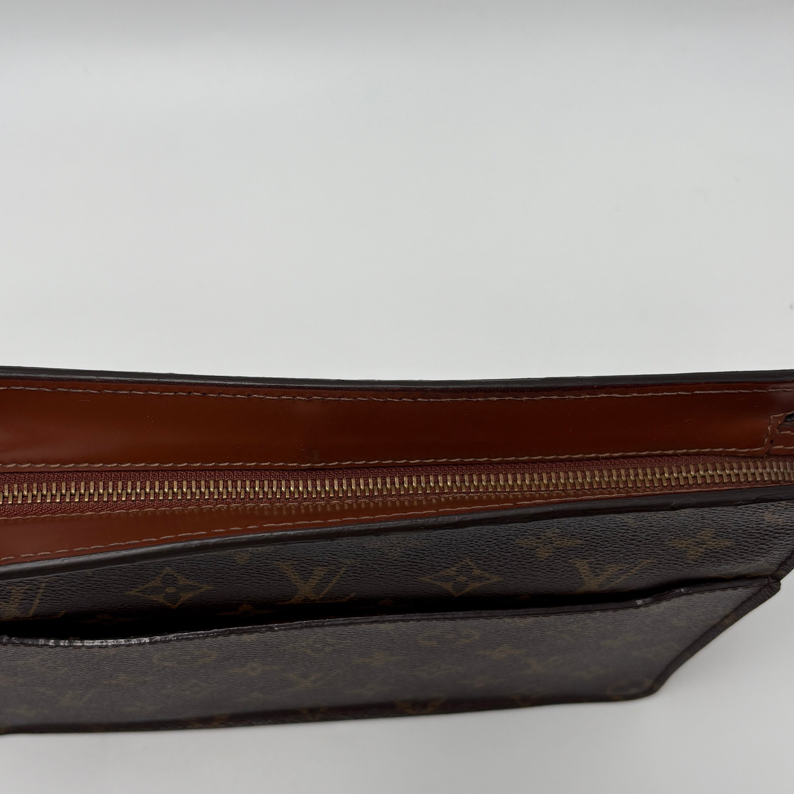Louis Vuitton Homme clutch