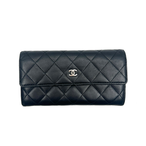 Matelasse Coco Mark Flap Long Wallet Lambskin