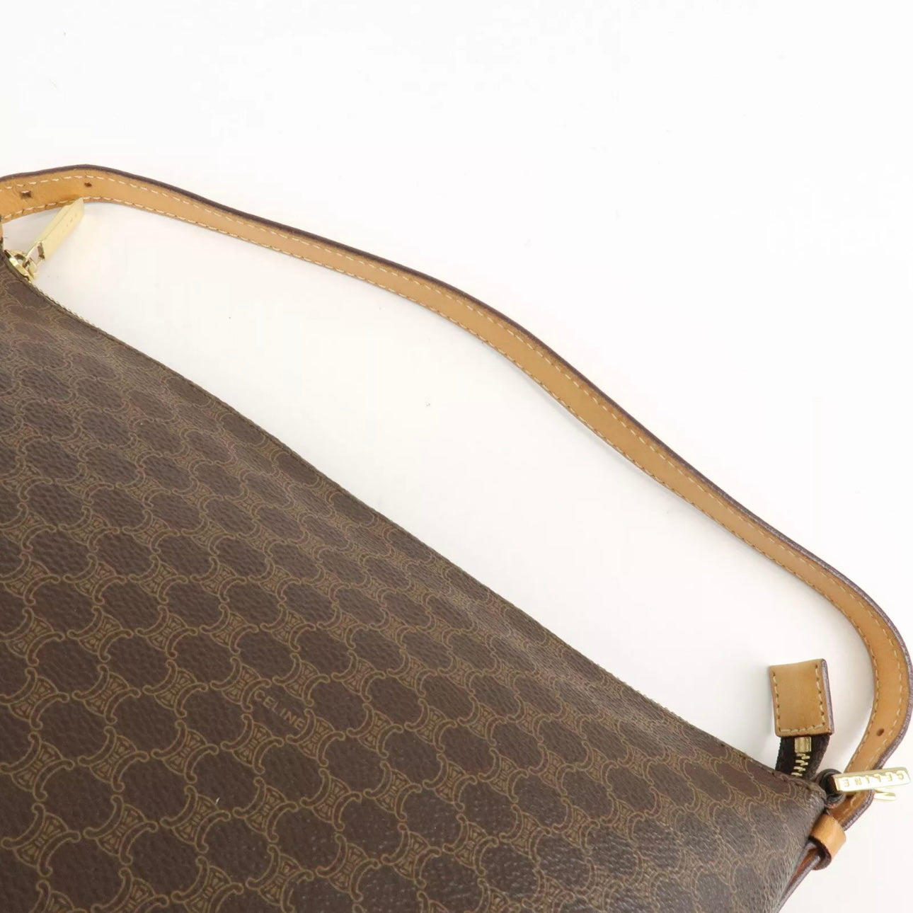 Celine Macadam Pochette