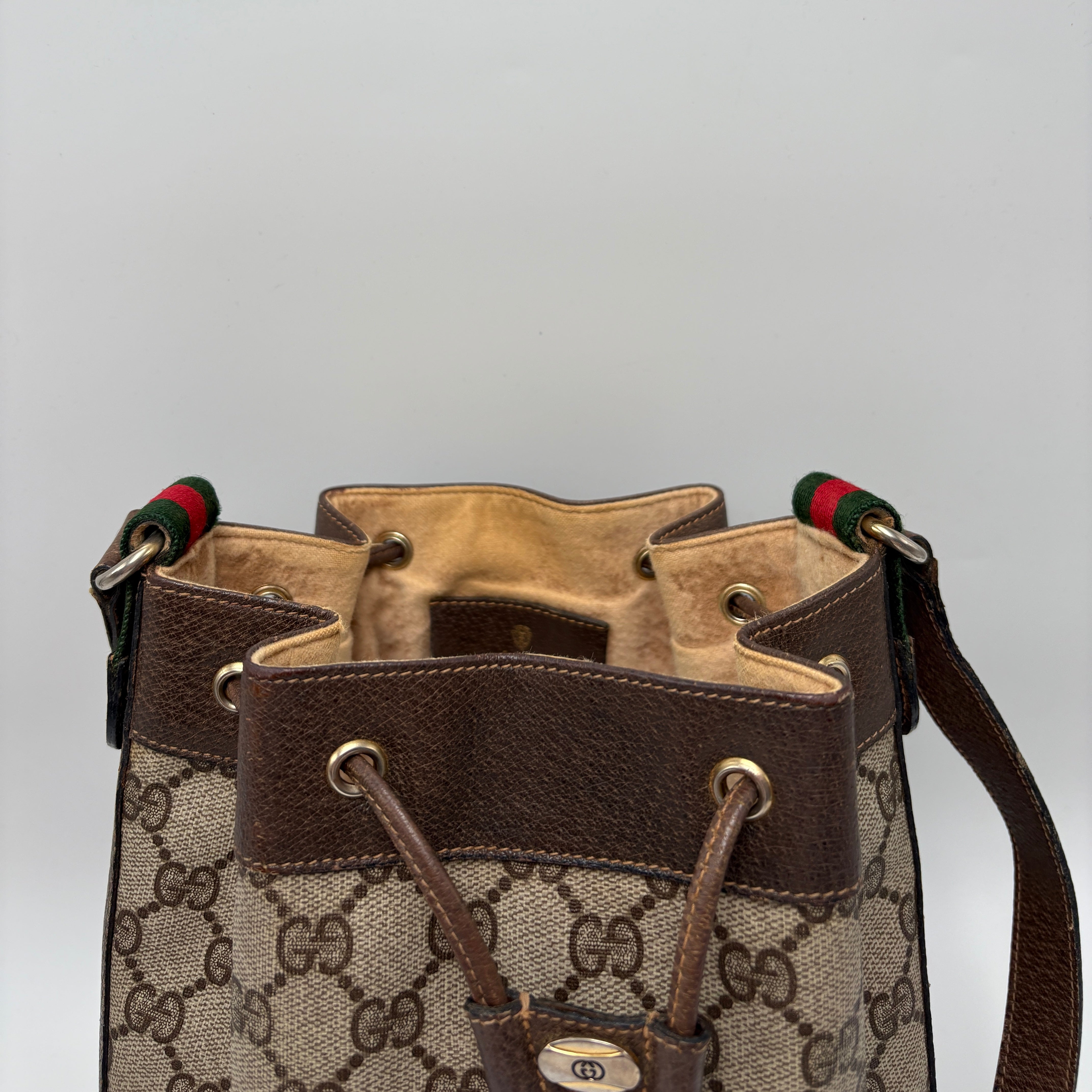 Gucci Bucket Sherry line