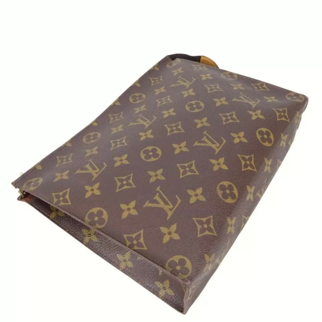 Cosmetic pouch 26