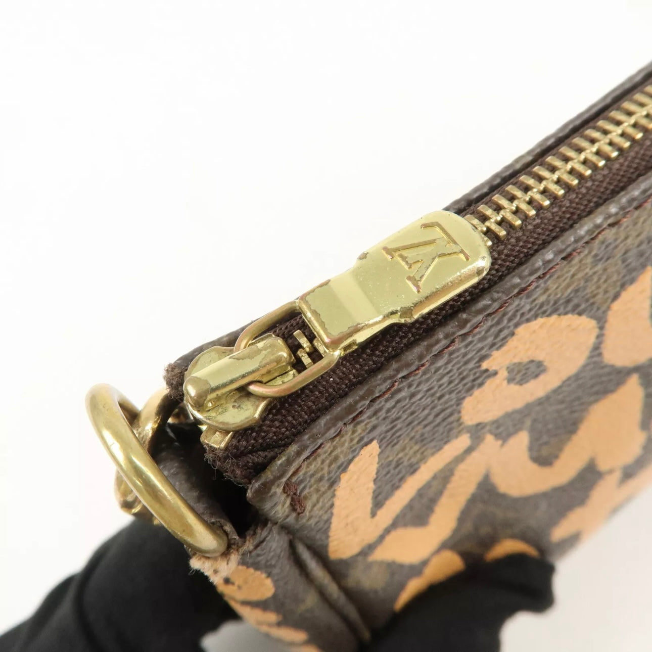 Pochette Accessories Graffiti