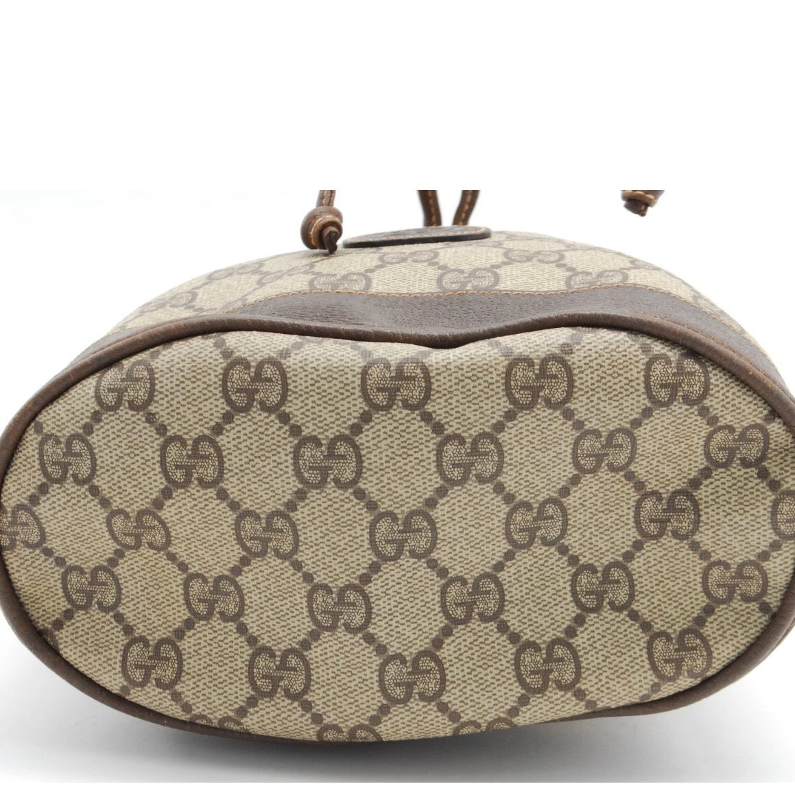 Gucci Vintage GG Supreme Shoulder Bag