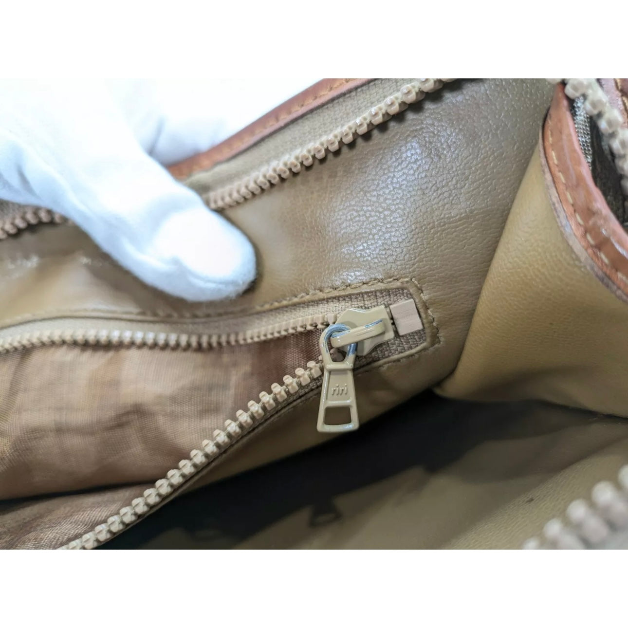 CELINE Vintage Clutch Macadam