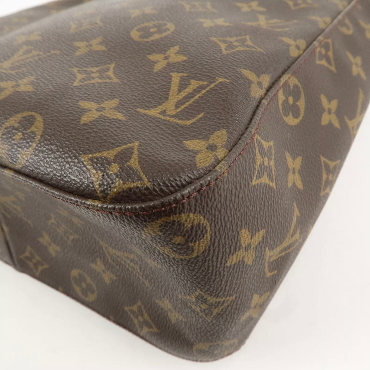 Louis Vuitton Looping GM