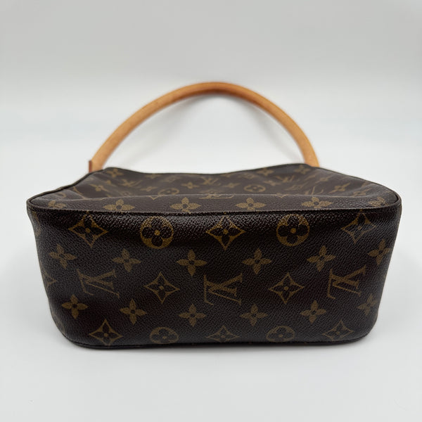 Monogram Looping MM Shoulder Bag