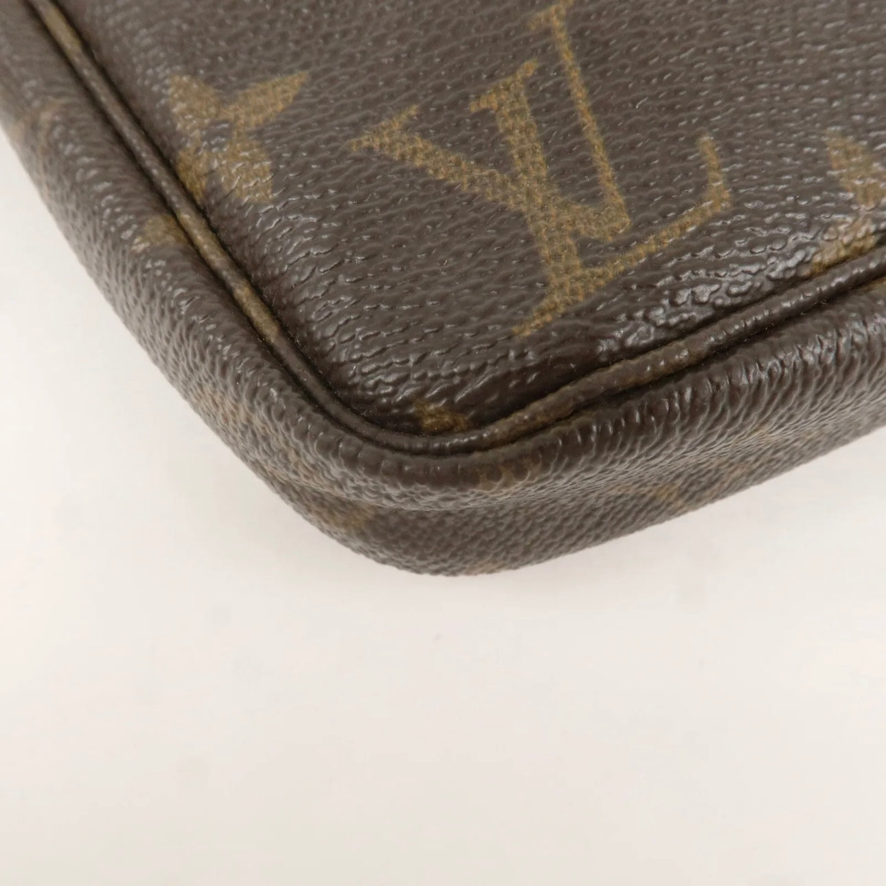 Pochette Accessoires Hand Bag
