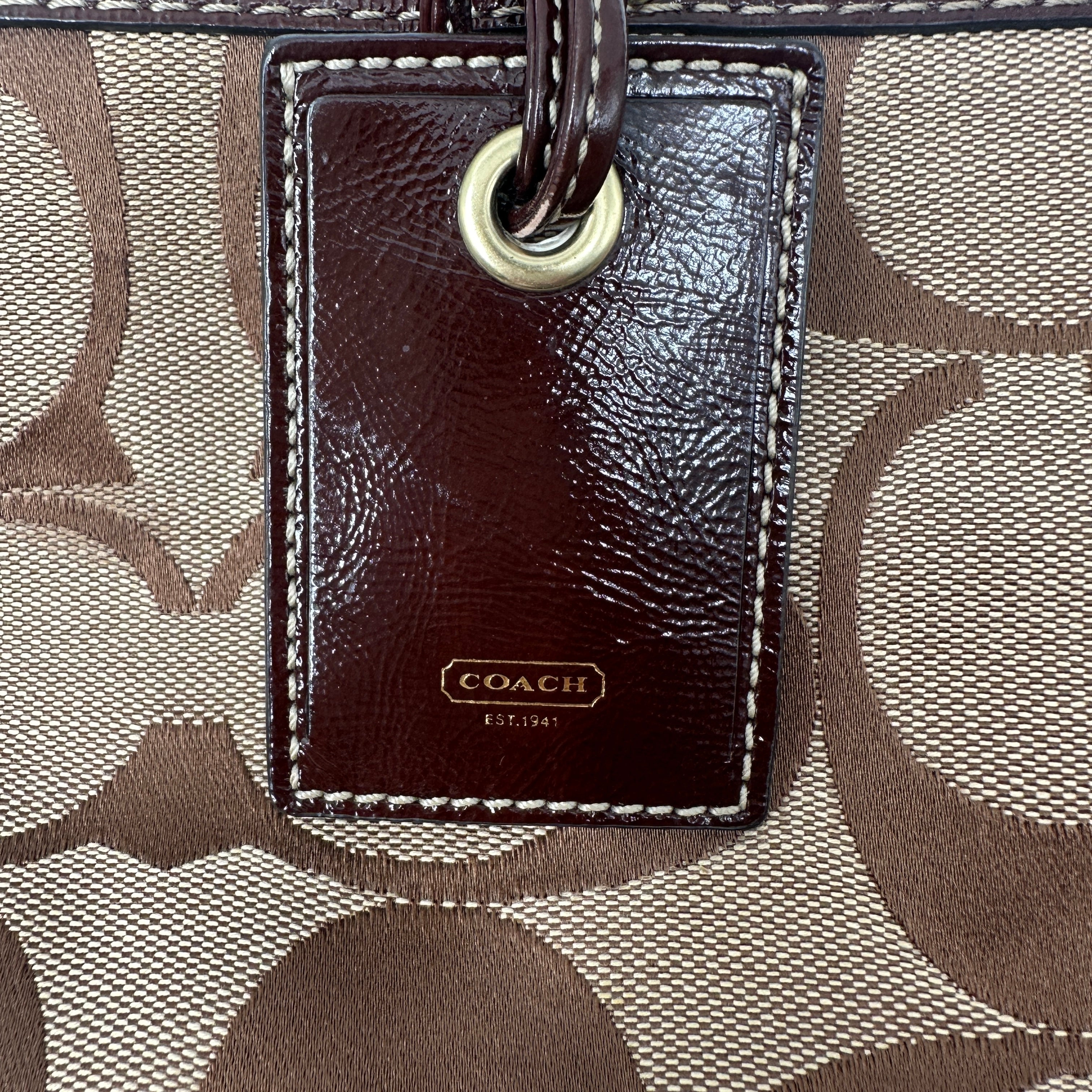 Signature Shoulder Tote Bag