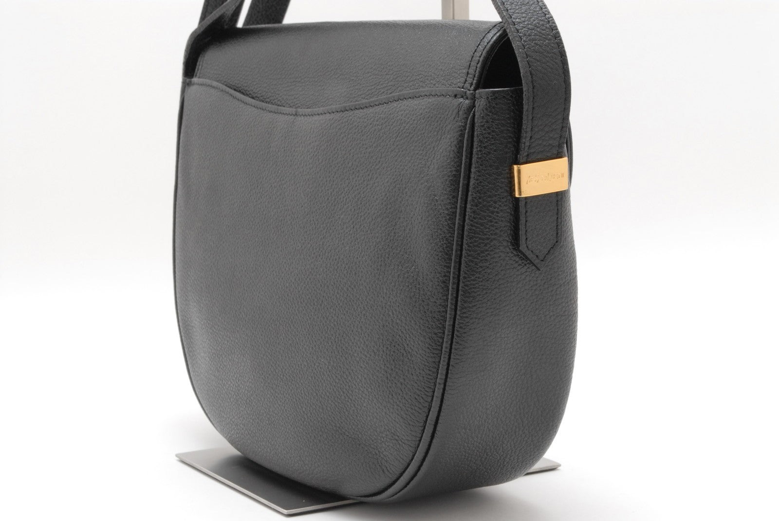 Saint Laurent Vintage Shoulder Bag - Black, Leather 