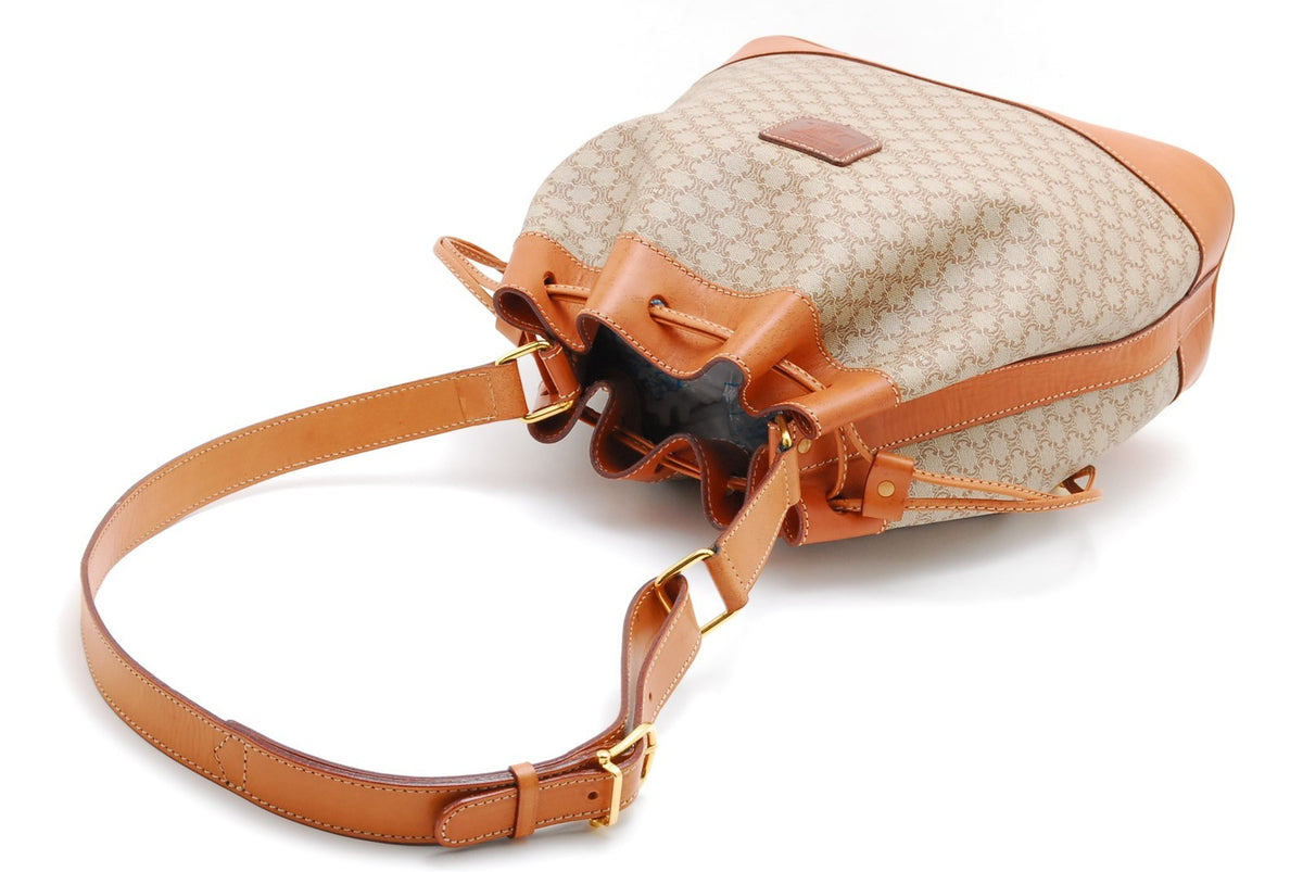 Celine Macadam Shoulder Bag - Beige, Canvas and Leather- מגיע עם הארנק!
