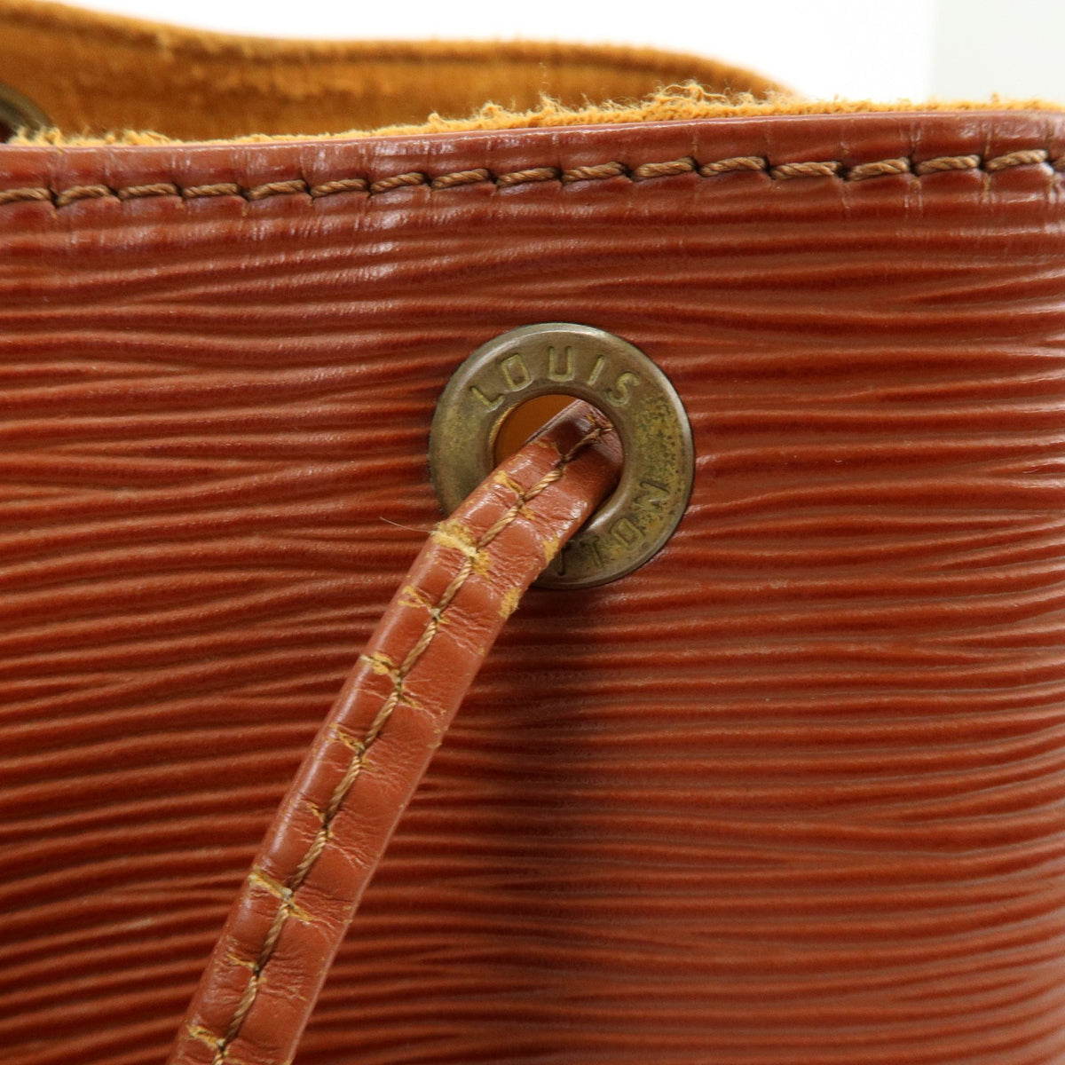Louis Vuitton Epi Petit Noe Shoulder Bag - Kenya Brown, Epi Leather