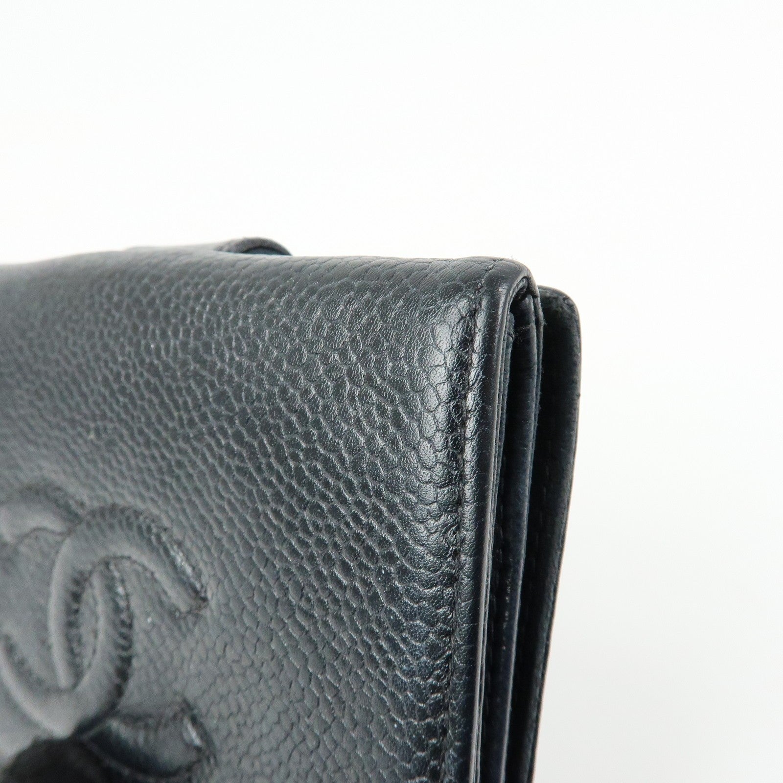CHANEL COCO Mark Compact Wallet - Black, Caviarskin 