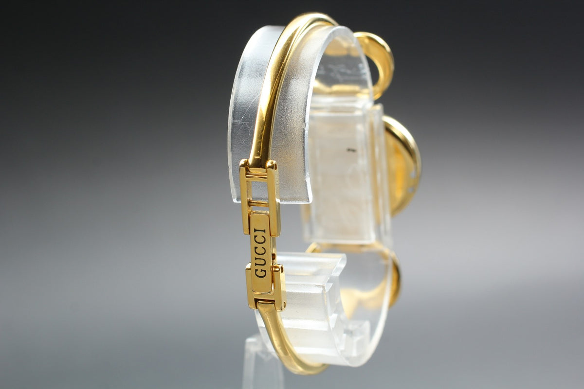 Gucci 1600 Wristwatch - Gold, Stainless Steel