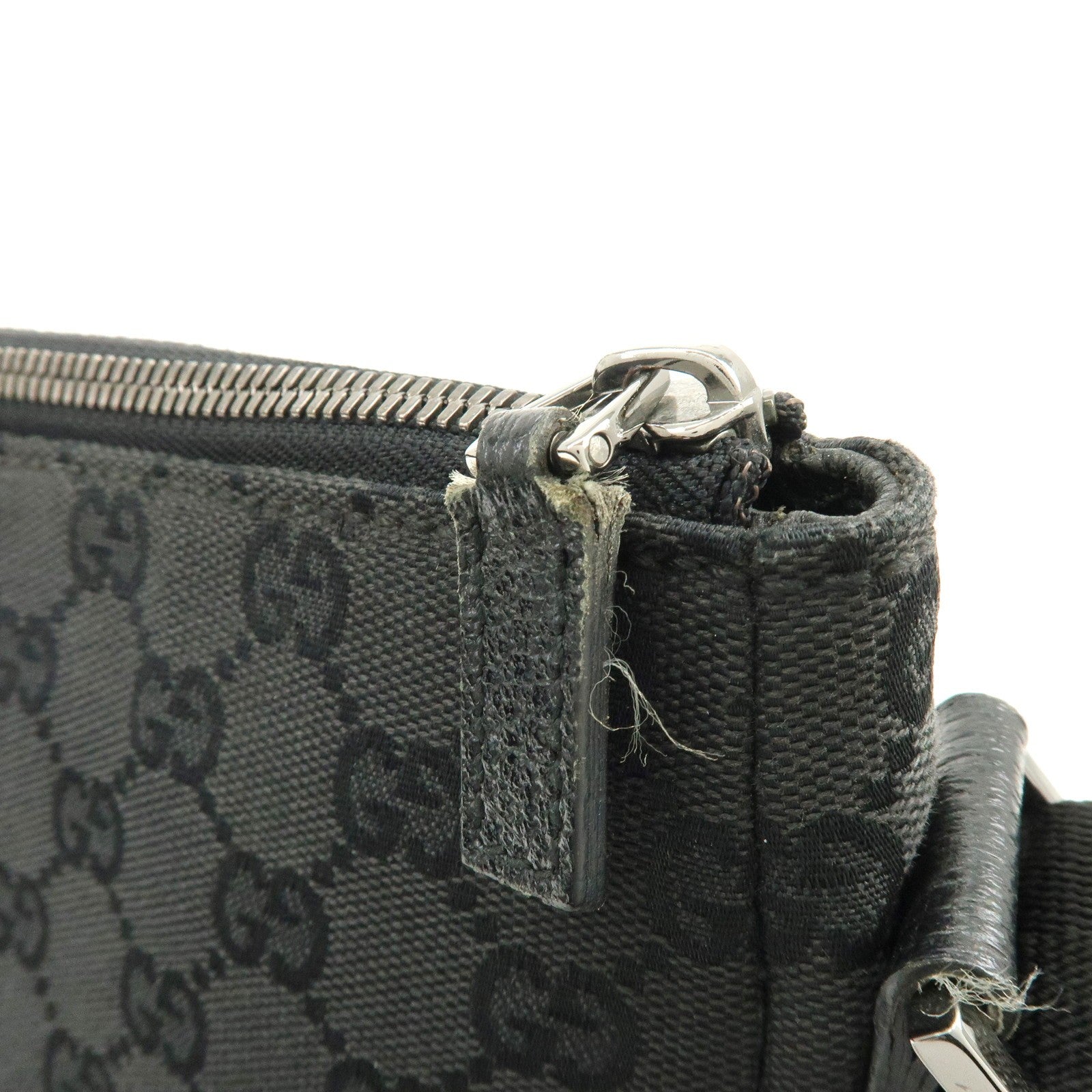 Gucci 110054 Shoulder Bag - Black, GG Canvas, Leather 