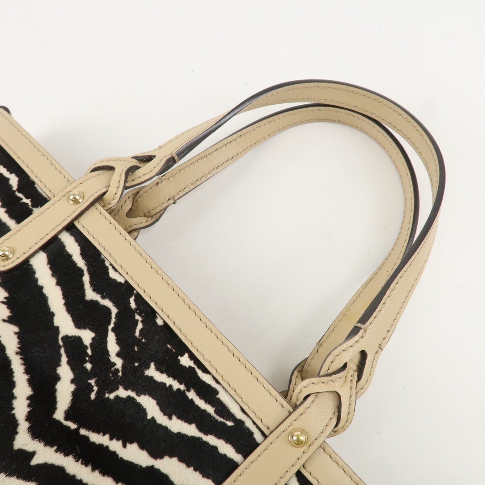 Gucci Tote Bag - Beige, Black, Haraco Leather