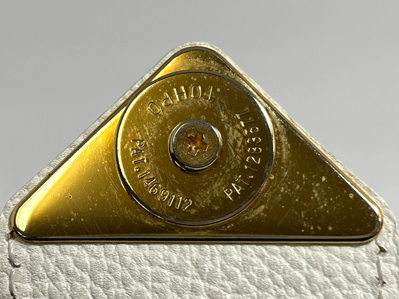 Saint Laurent Yves Saint Laurent Clutch - White, Leather