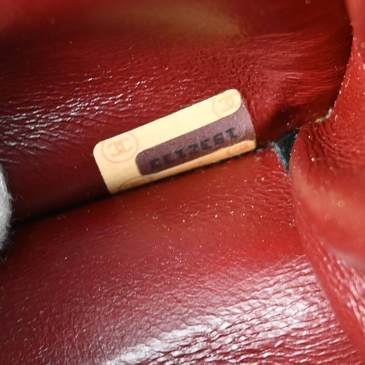 Chanel Single Chain Shoulder Bag - Black, Lambskin Leather