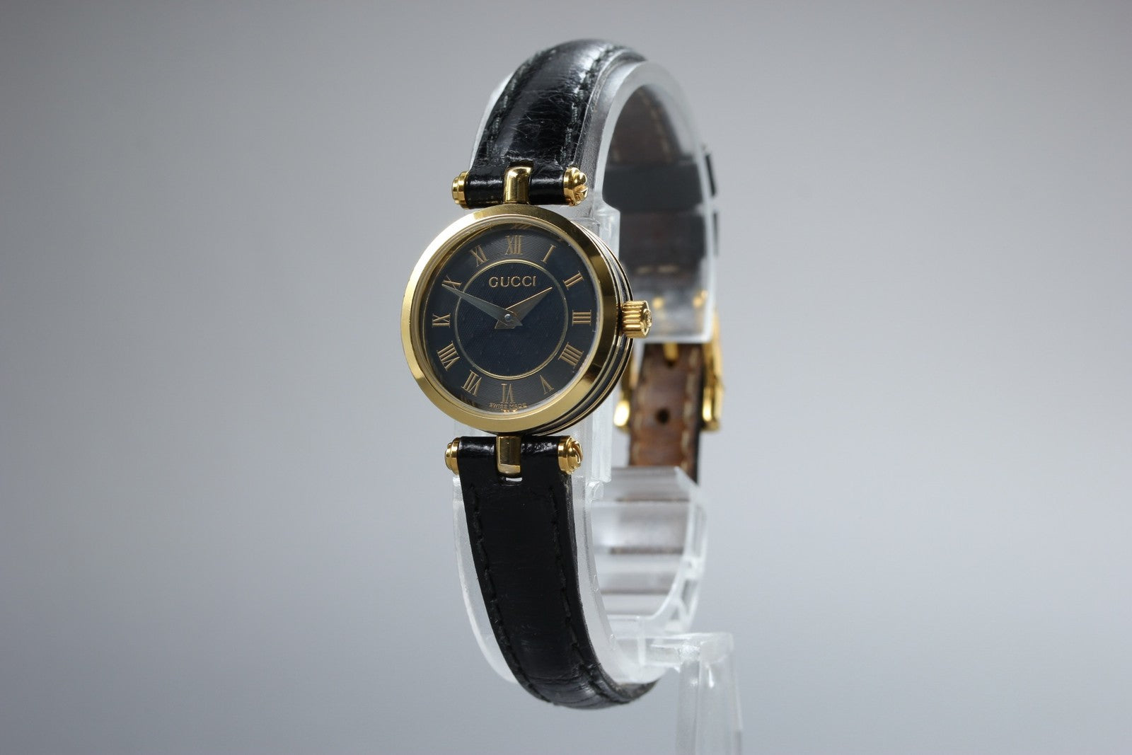 Gucci 2000L Wristwatch - Black and Gold, Leather and Stainless Steel
