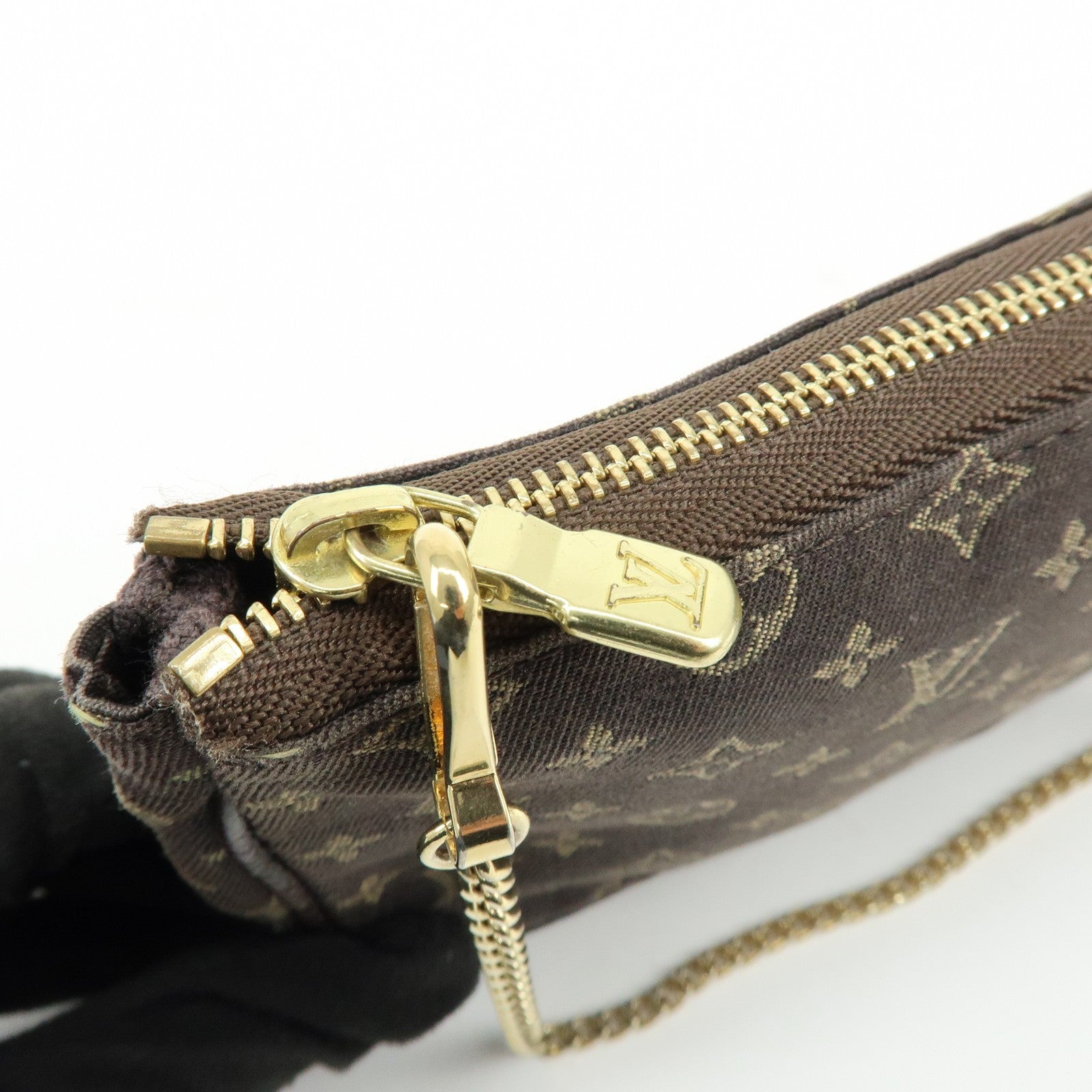 Louis Vuitton Monogram Mini Lin Pouch - Ebene, Canvas