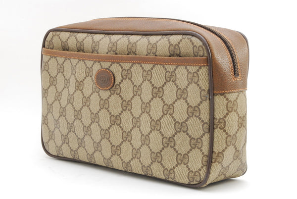Gucci GG Supreme Clutch - Beige, PVC Leather