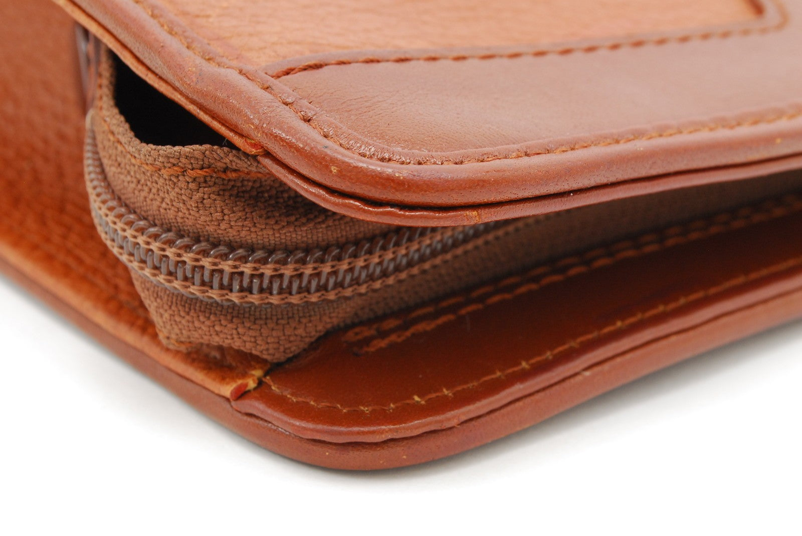 Burberry Burberrys Clutch Handbag - Brown, Leather