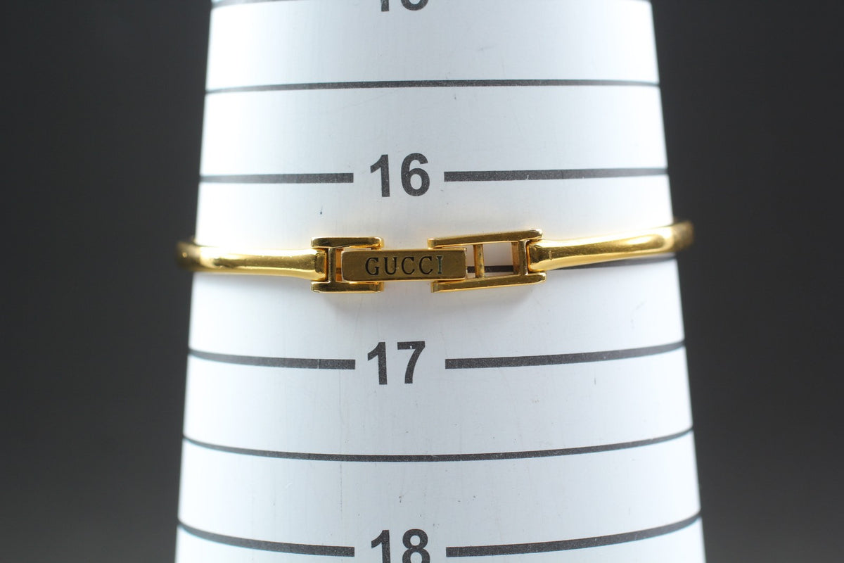 Gucci 1600 Wristwatch - Gold, Stainless Steel