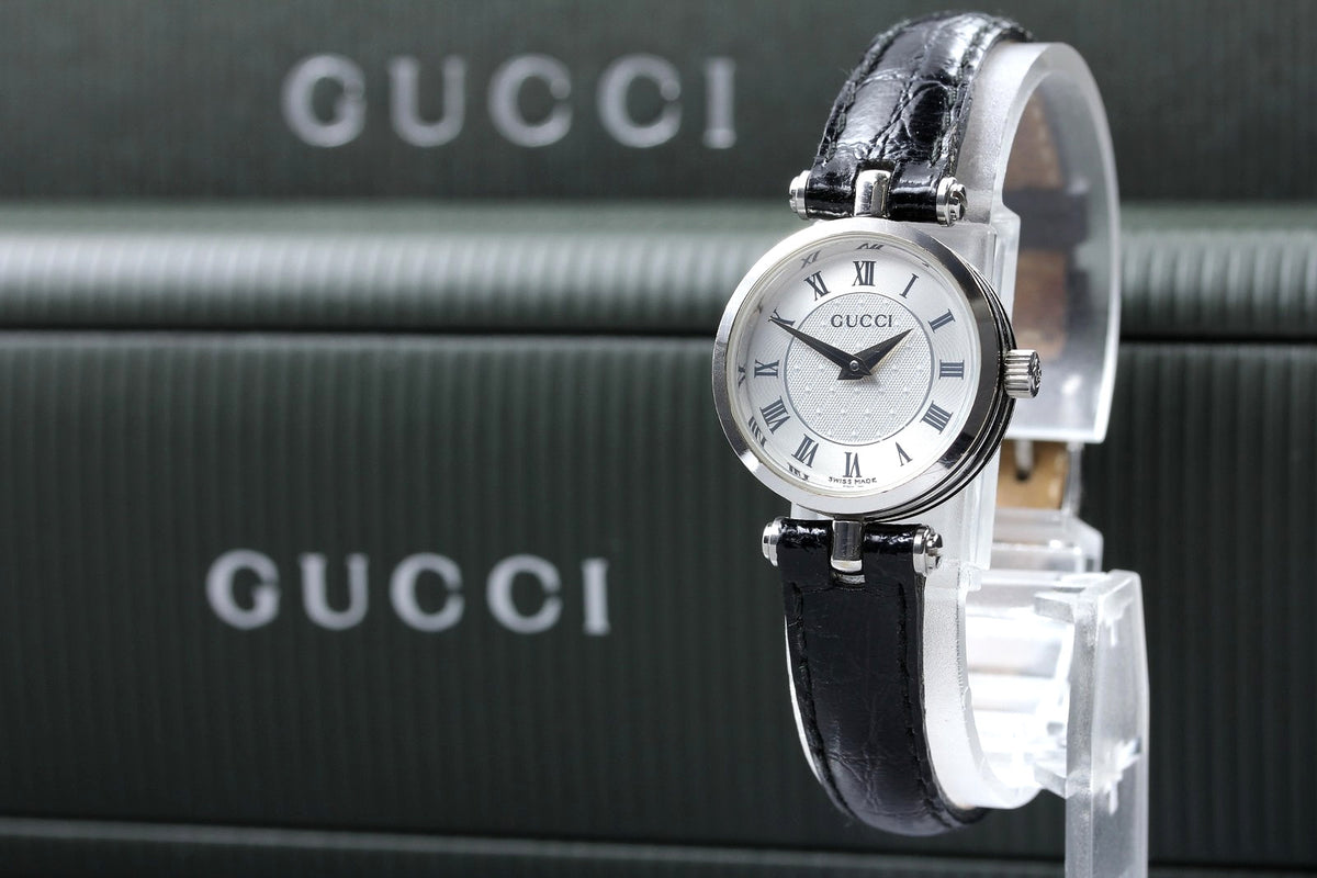 Gucci 2040L Wristwatch - Black, Leather