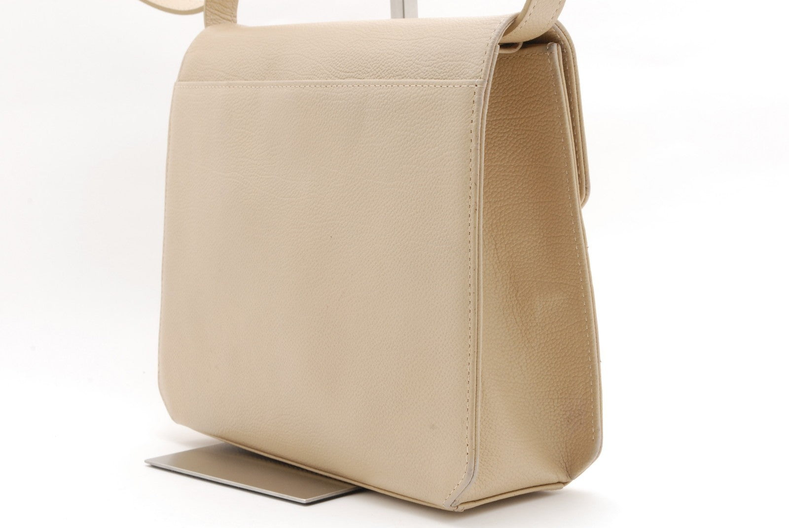 Yves Saint Laurent YSL Hand Shoulder Bag - Ivory, Leather