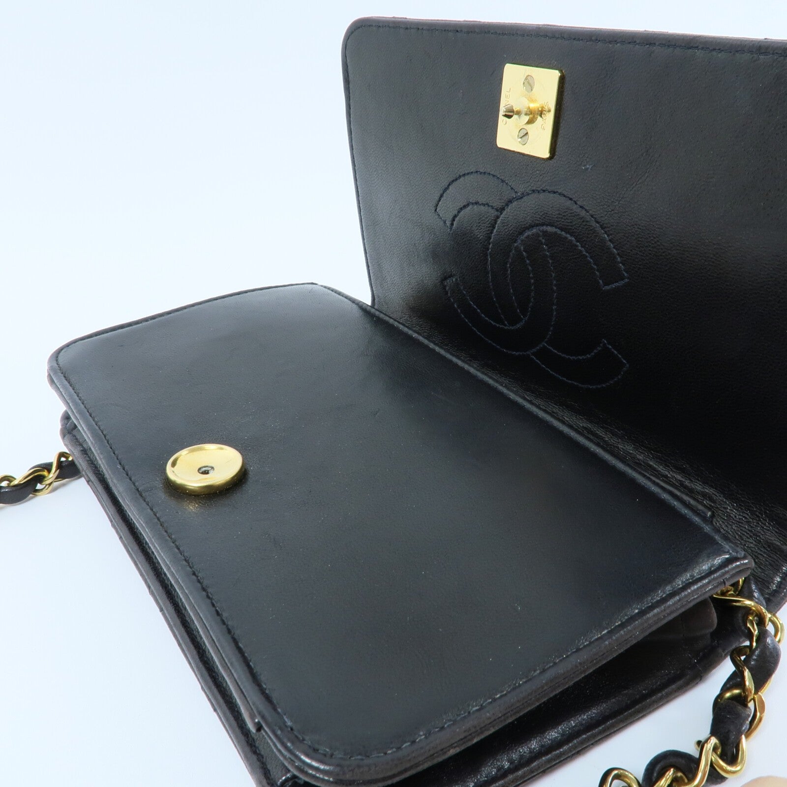 CHANEL CC GHW Shoulder Bag - Black, Lambskin