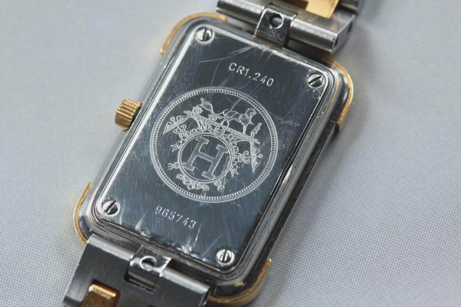 Hermès Croisiere CR1.240 Watch - Gold, Stainless Steel