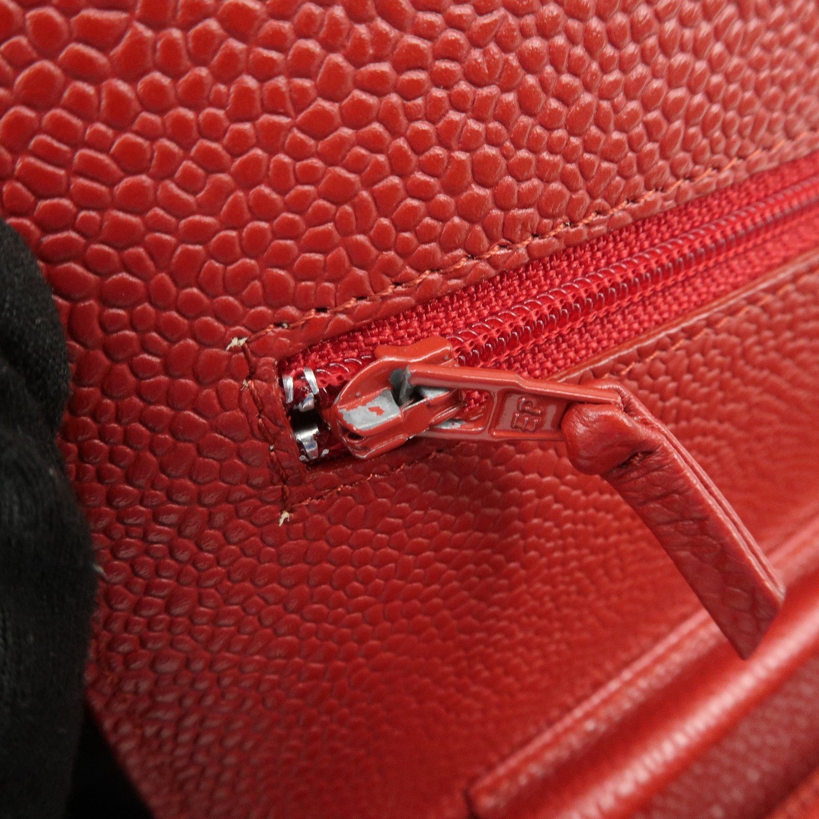 Chanel Matelasse COCO Mark Chain Wallet - Red, Caviar skin